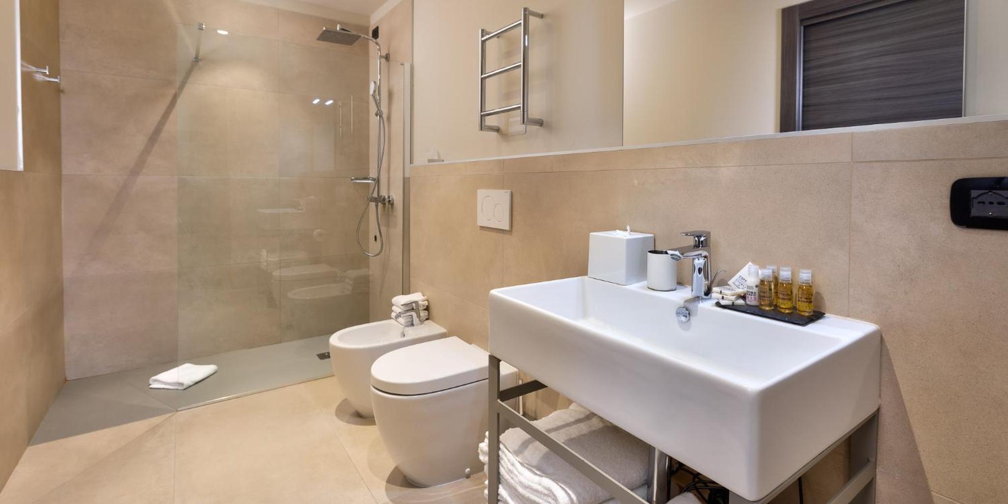 Triple Room photo 3