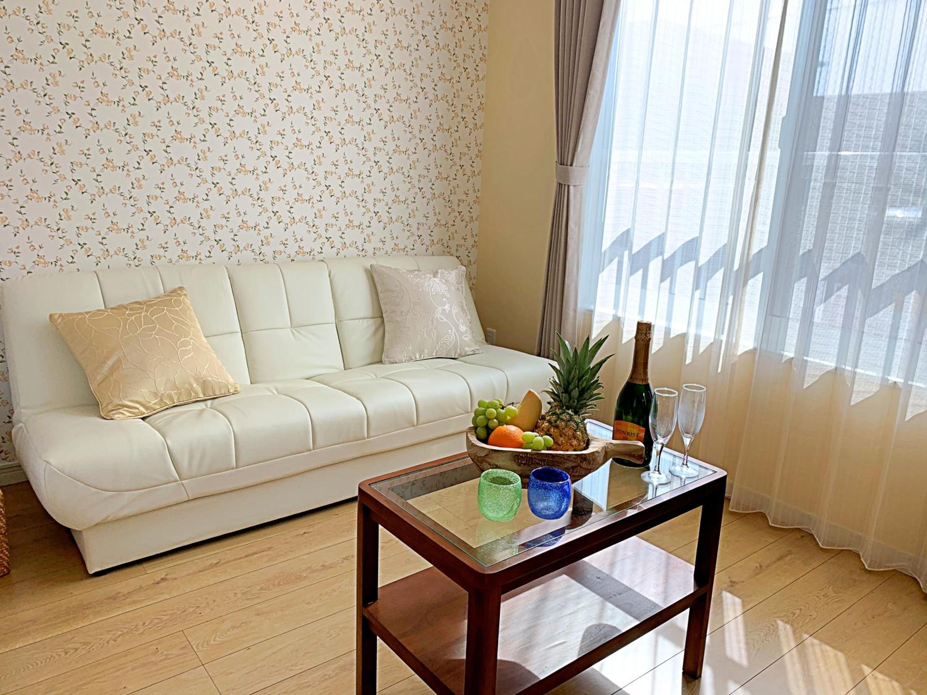 Twin Room with Extra Bed - Photo 9