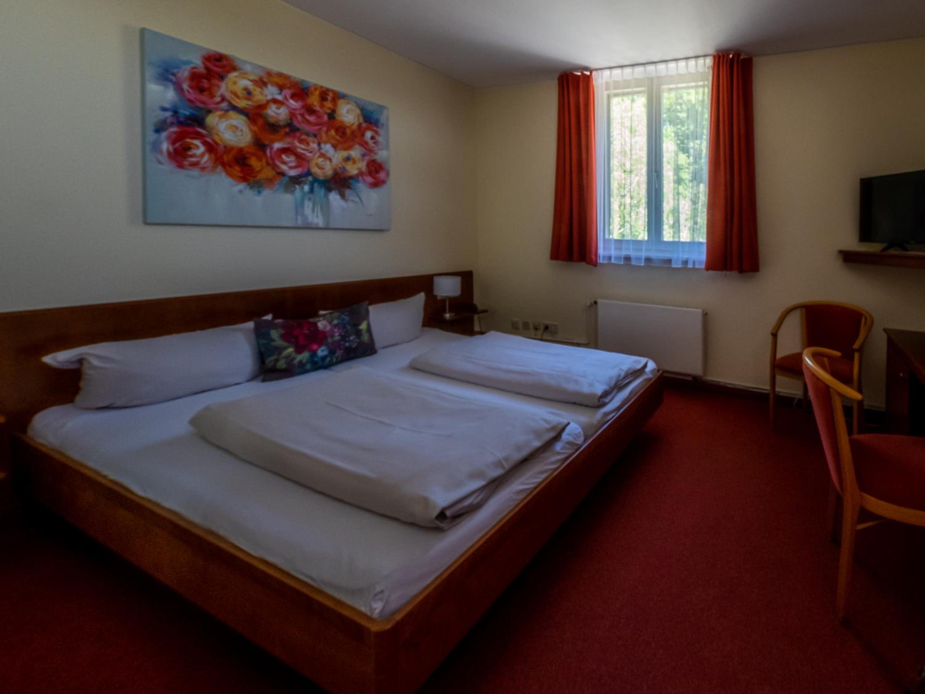 Standard Double Room - Photo 4