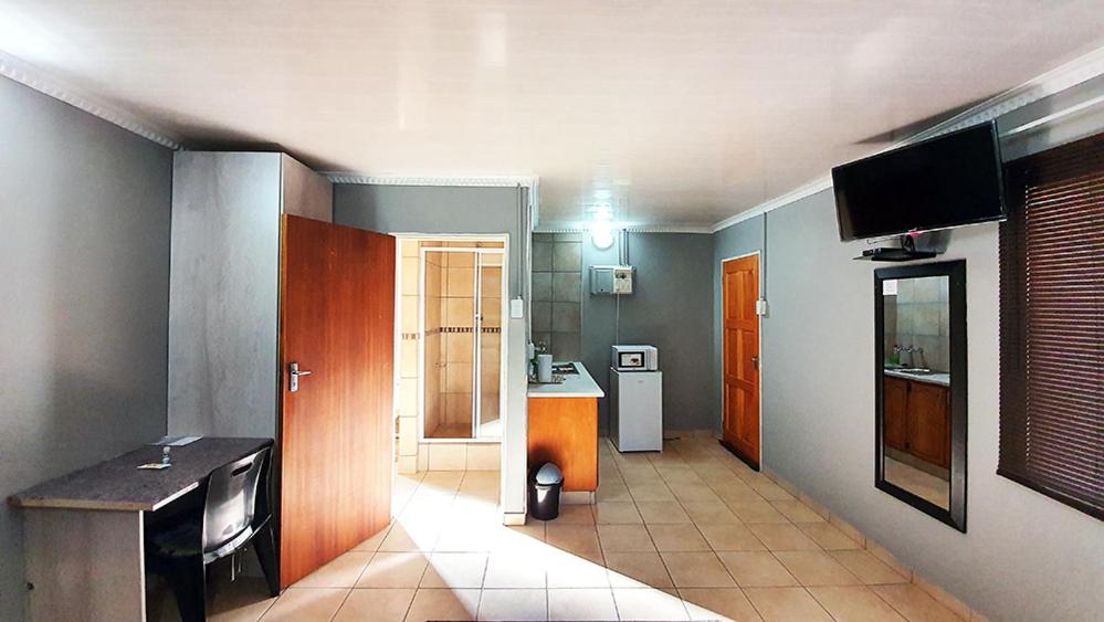 Apartment photo 1