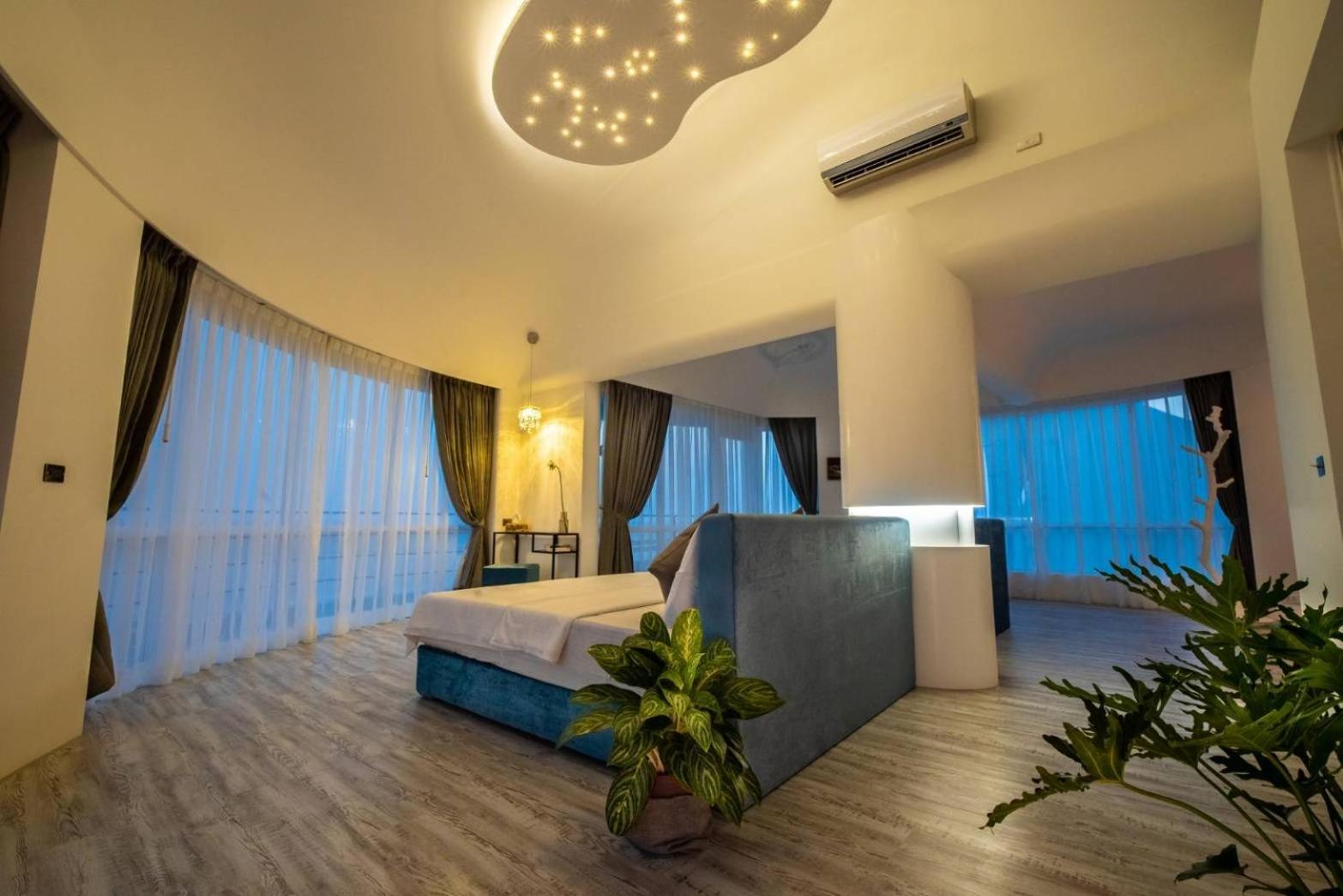 Luxury Quadruple Room photo 2