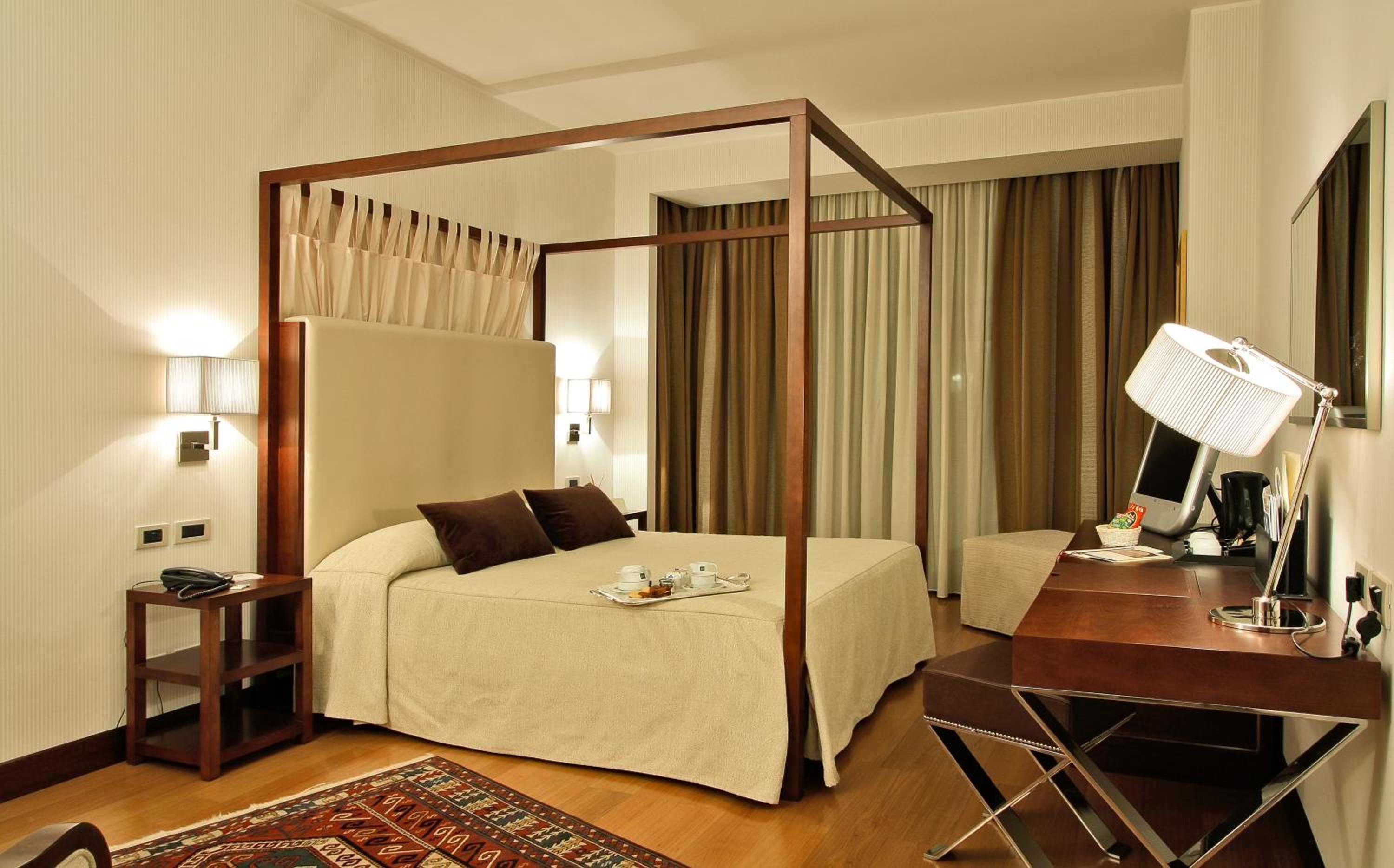 Superior Double Room - Photo 1