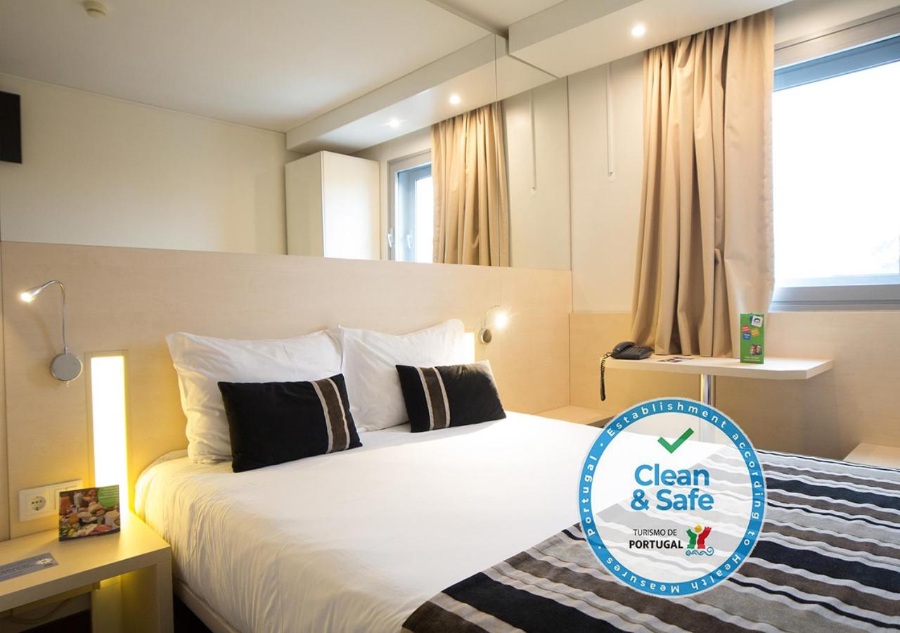 Standard Double Room - Photo 5
