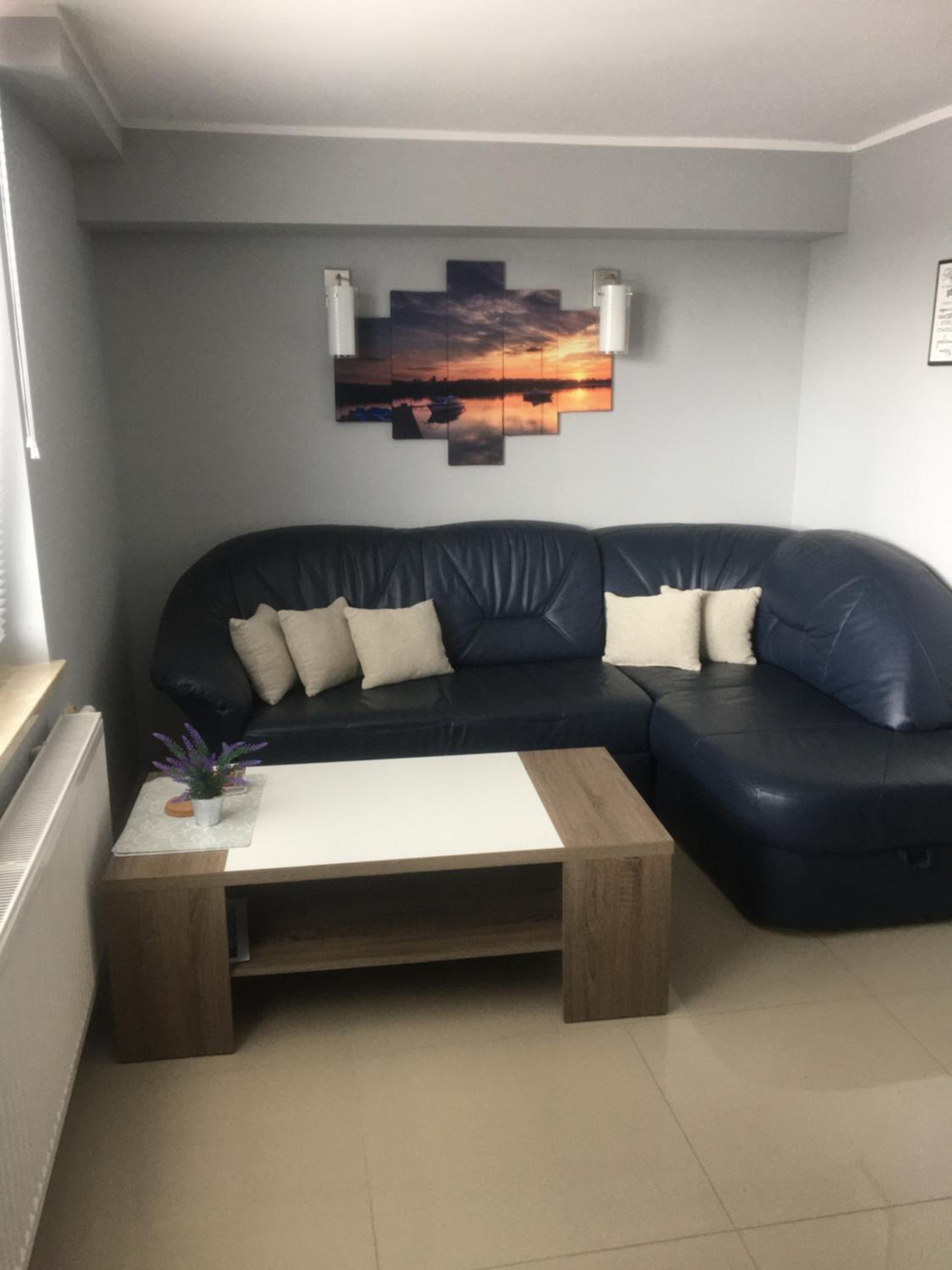 Family Room with Lake View photo 3