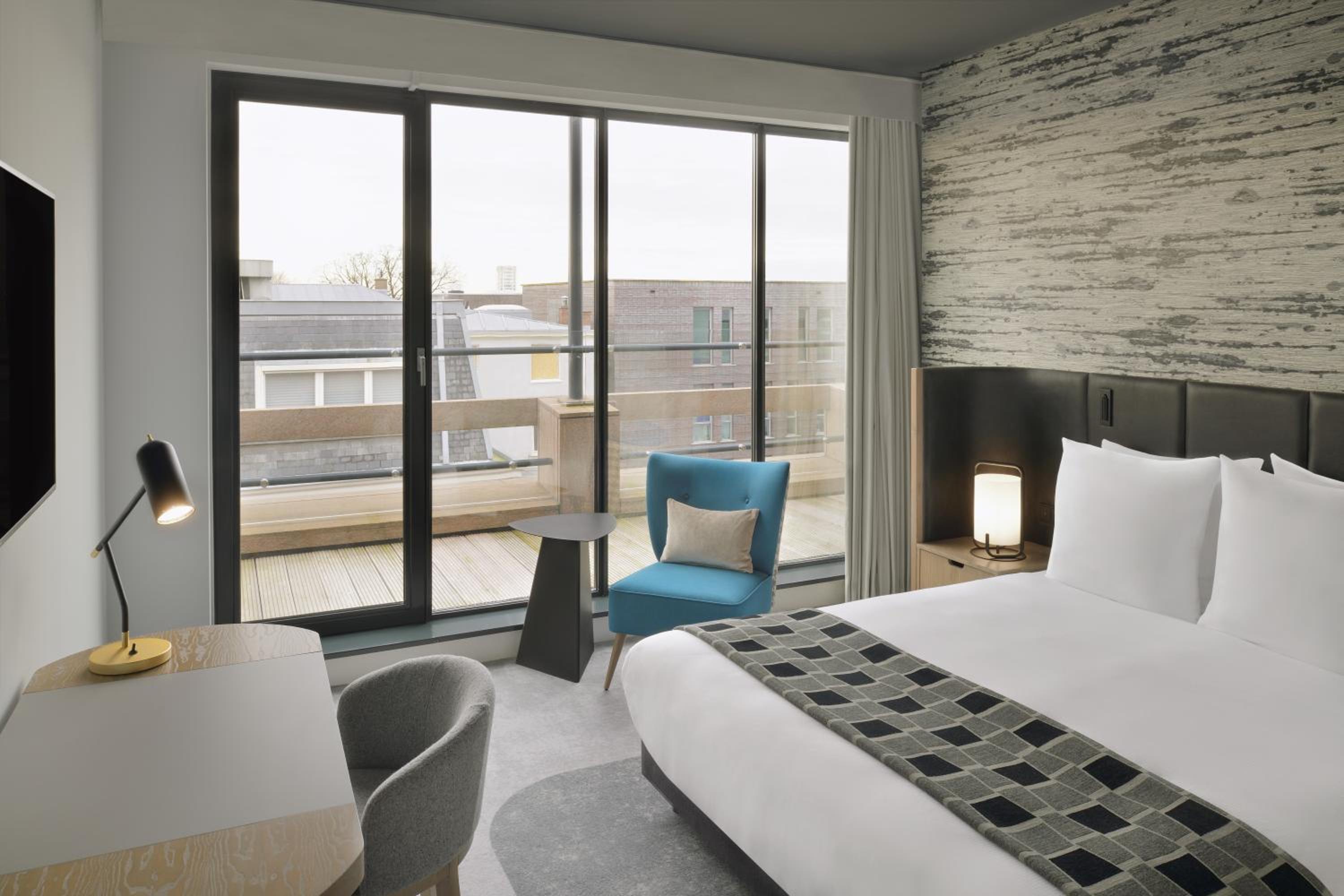 Executive King Room with Balcony