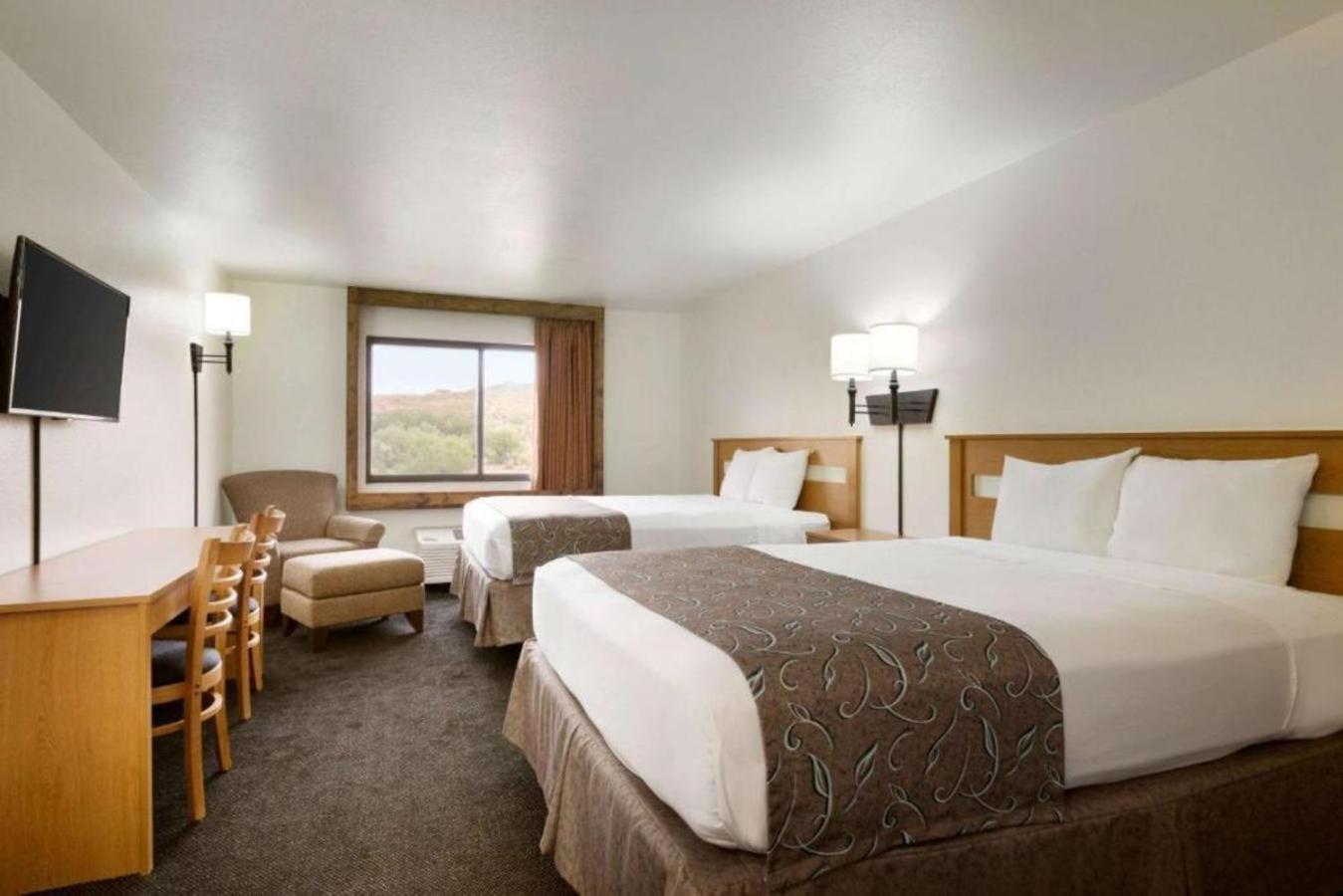 Queen Room with Two Queen Beds - Non-Smoking