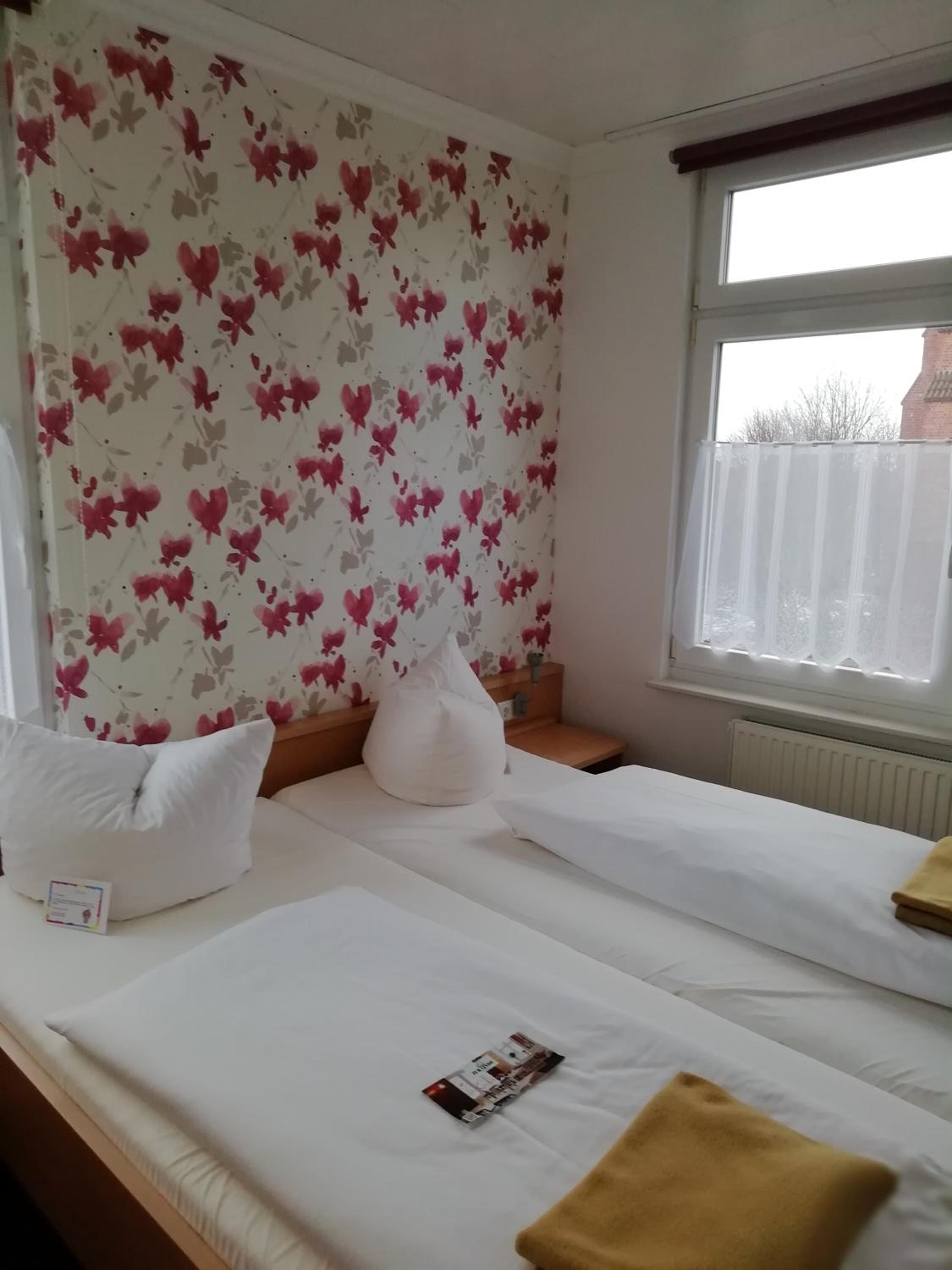 Double Room - Photo 18