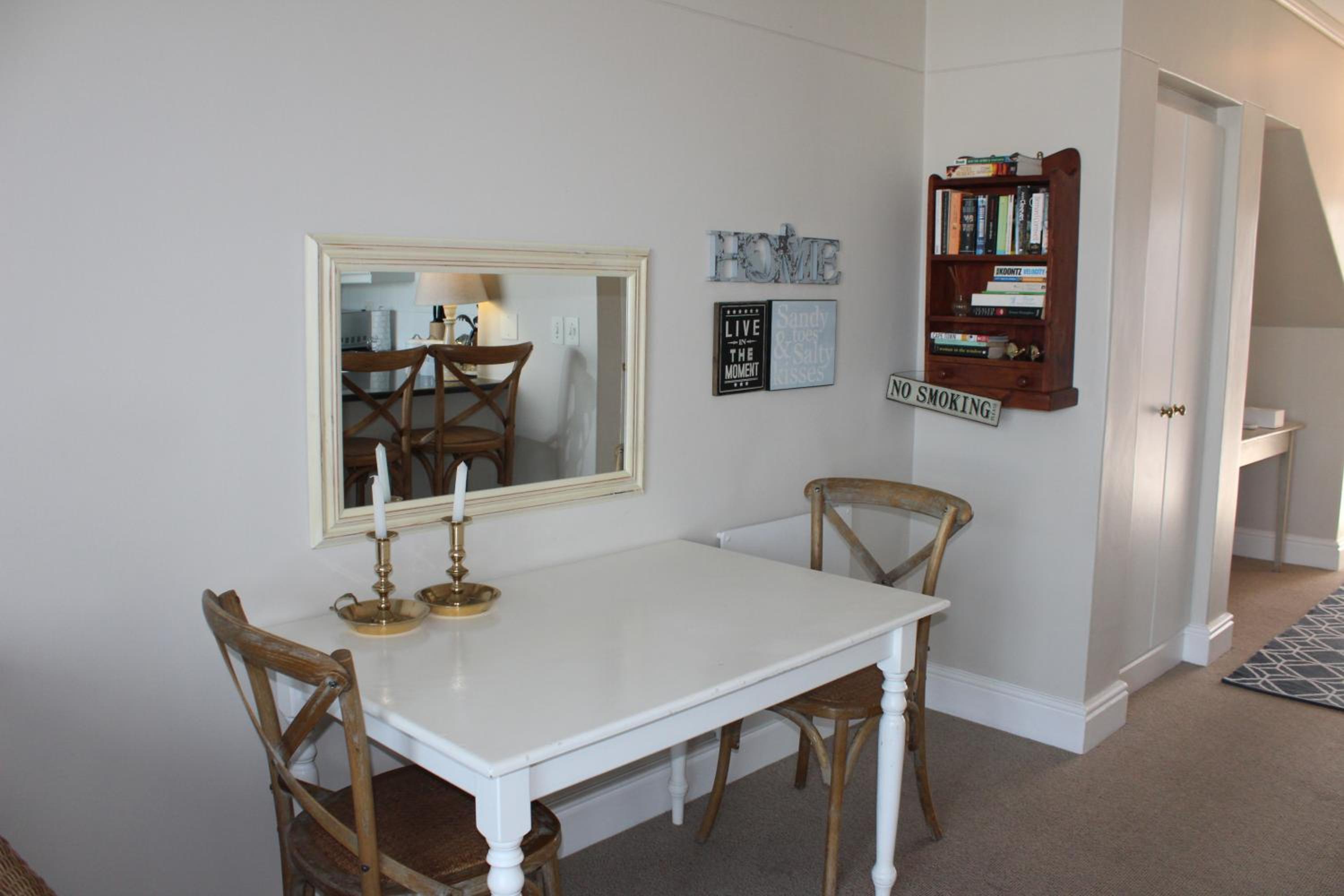 One-Bedroom Apartment - Photo 25