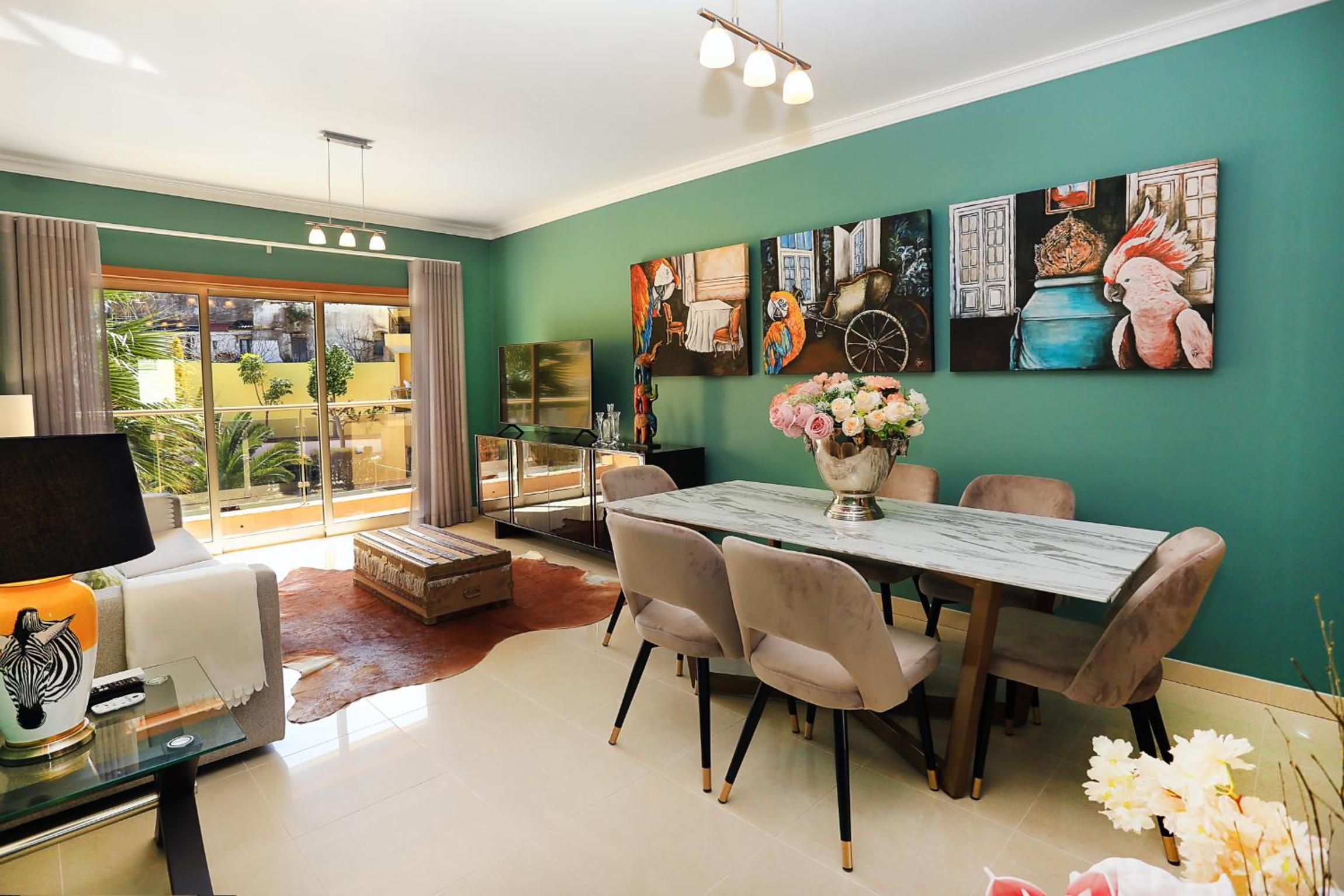 Deluxe Apartment - Pop Art photo 2