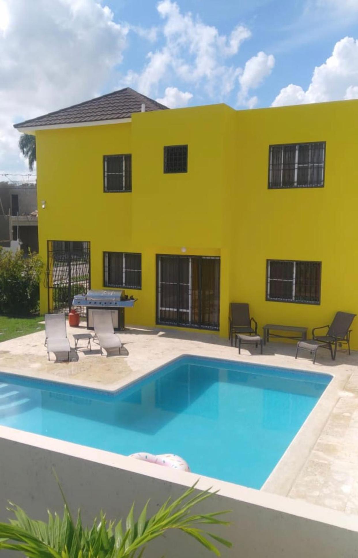 Three-Bedroom House photo 1