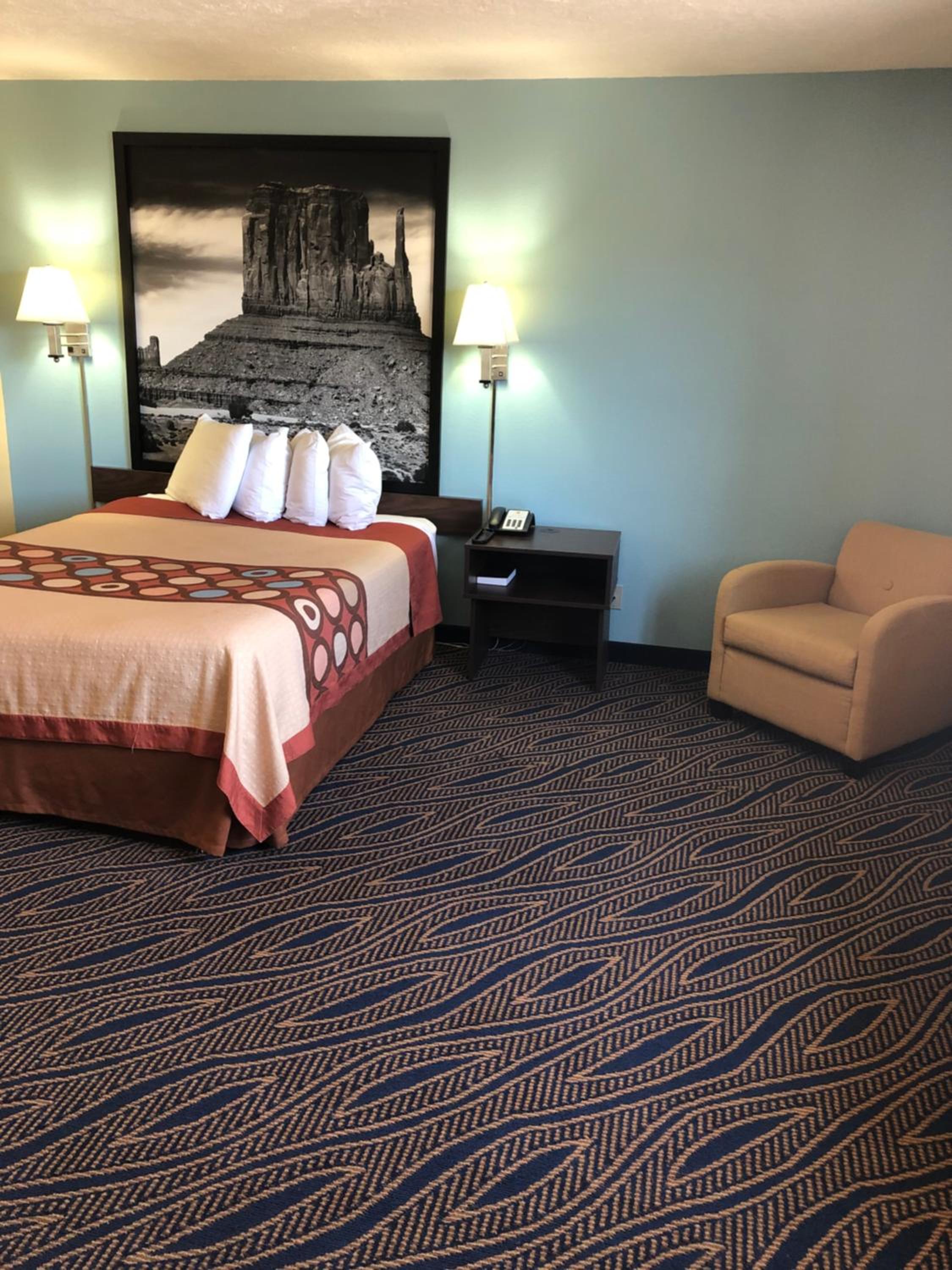 Queen Room - Mobility Access/Non-Smoking - Photo 3