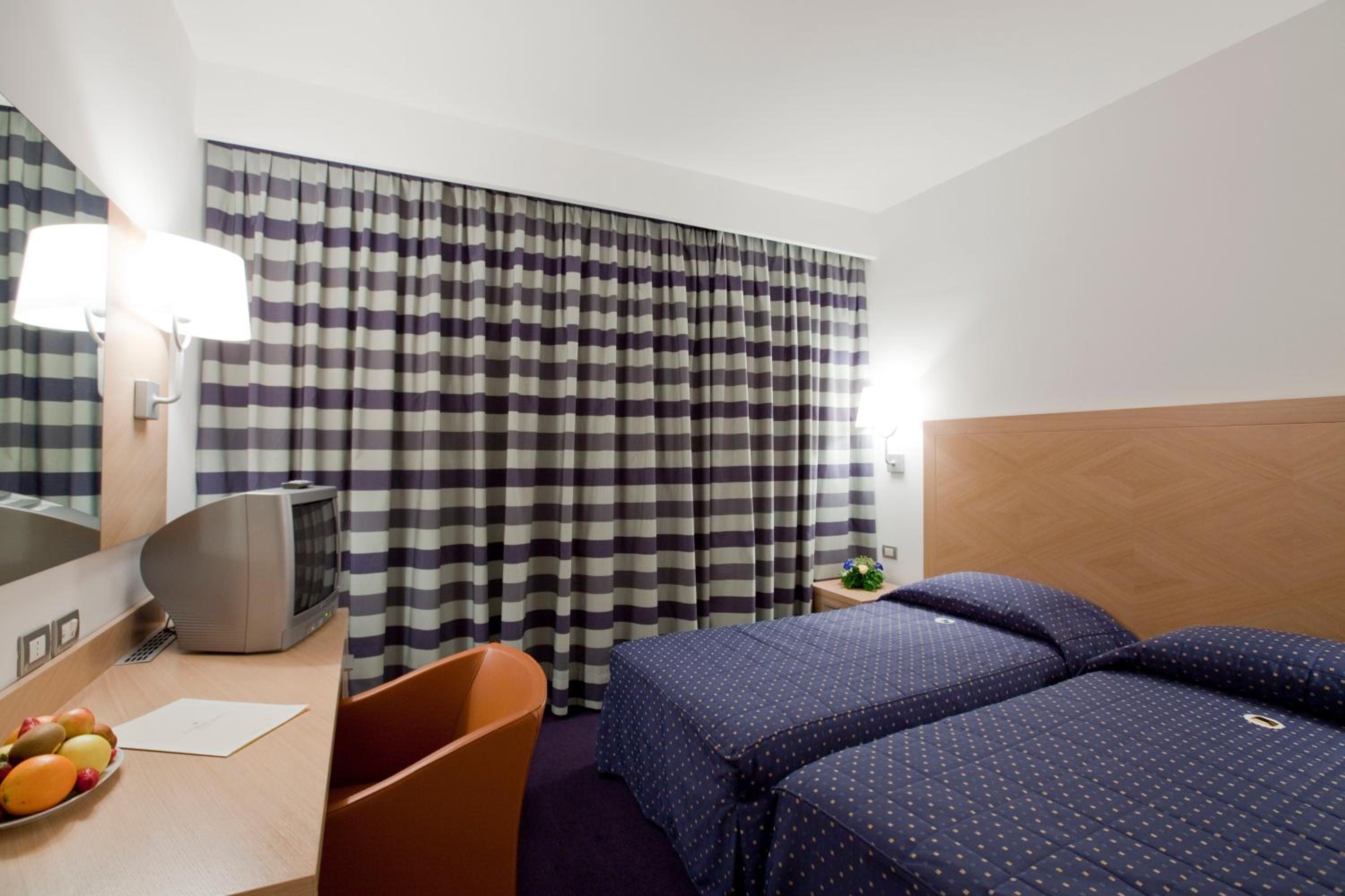Standard Twin Room photo 1
