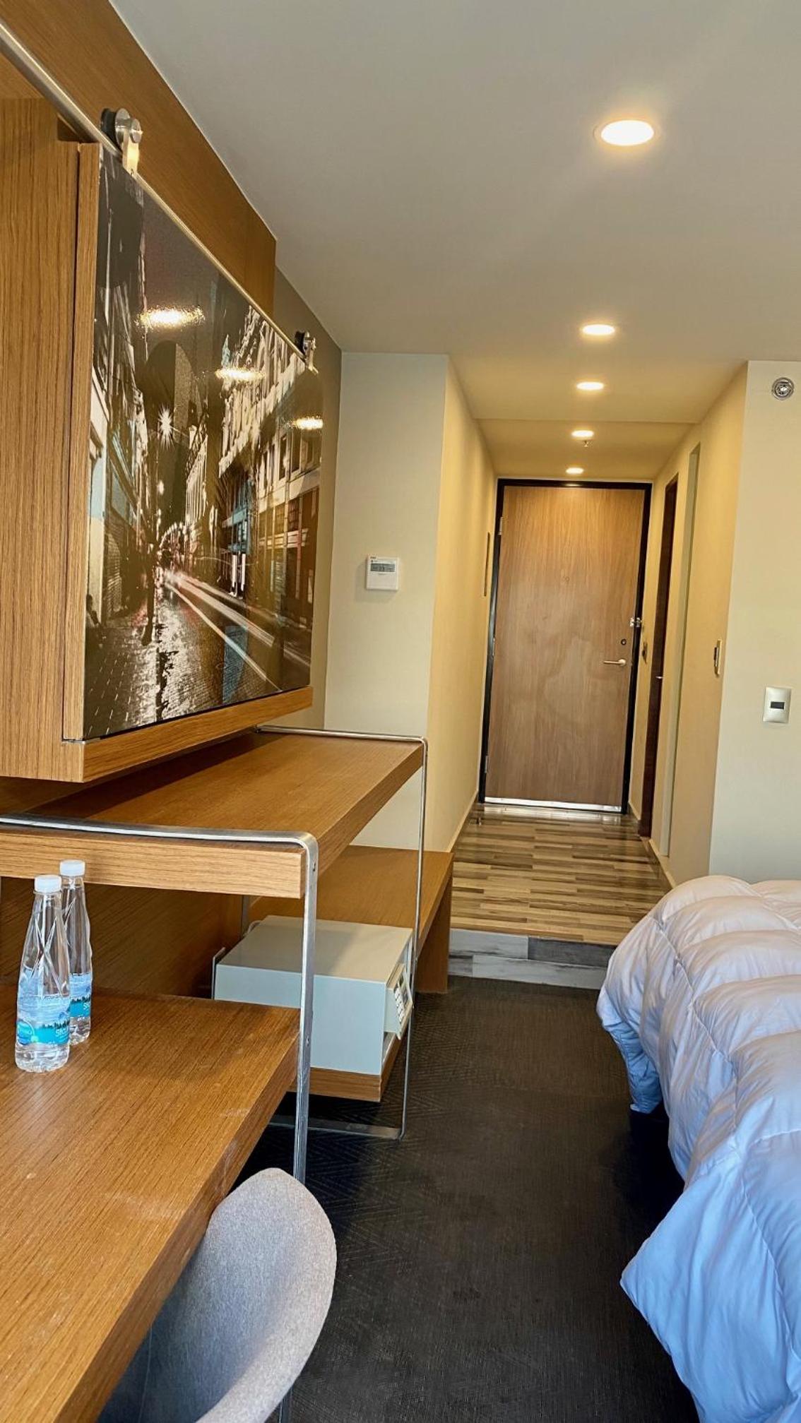 Standard Double Room - Photo 6