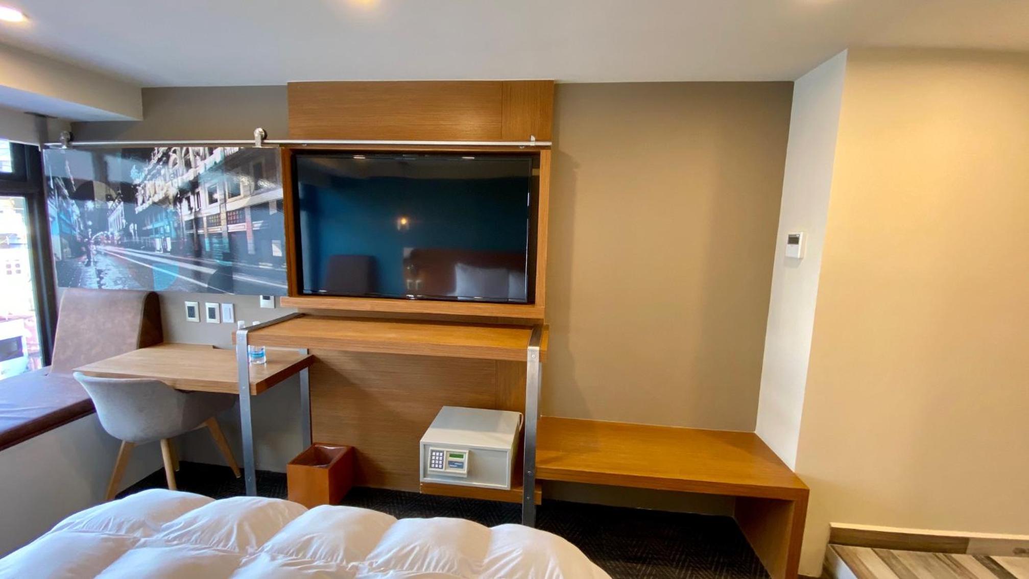 Standard Double Room - Photo 7