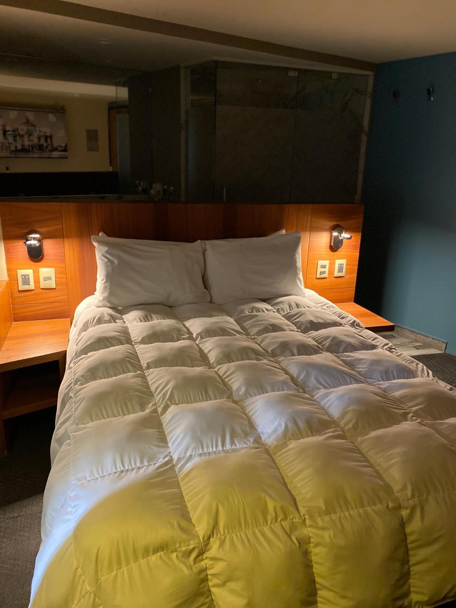 Standard Double Room - Photo 10