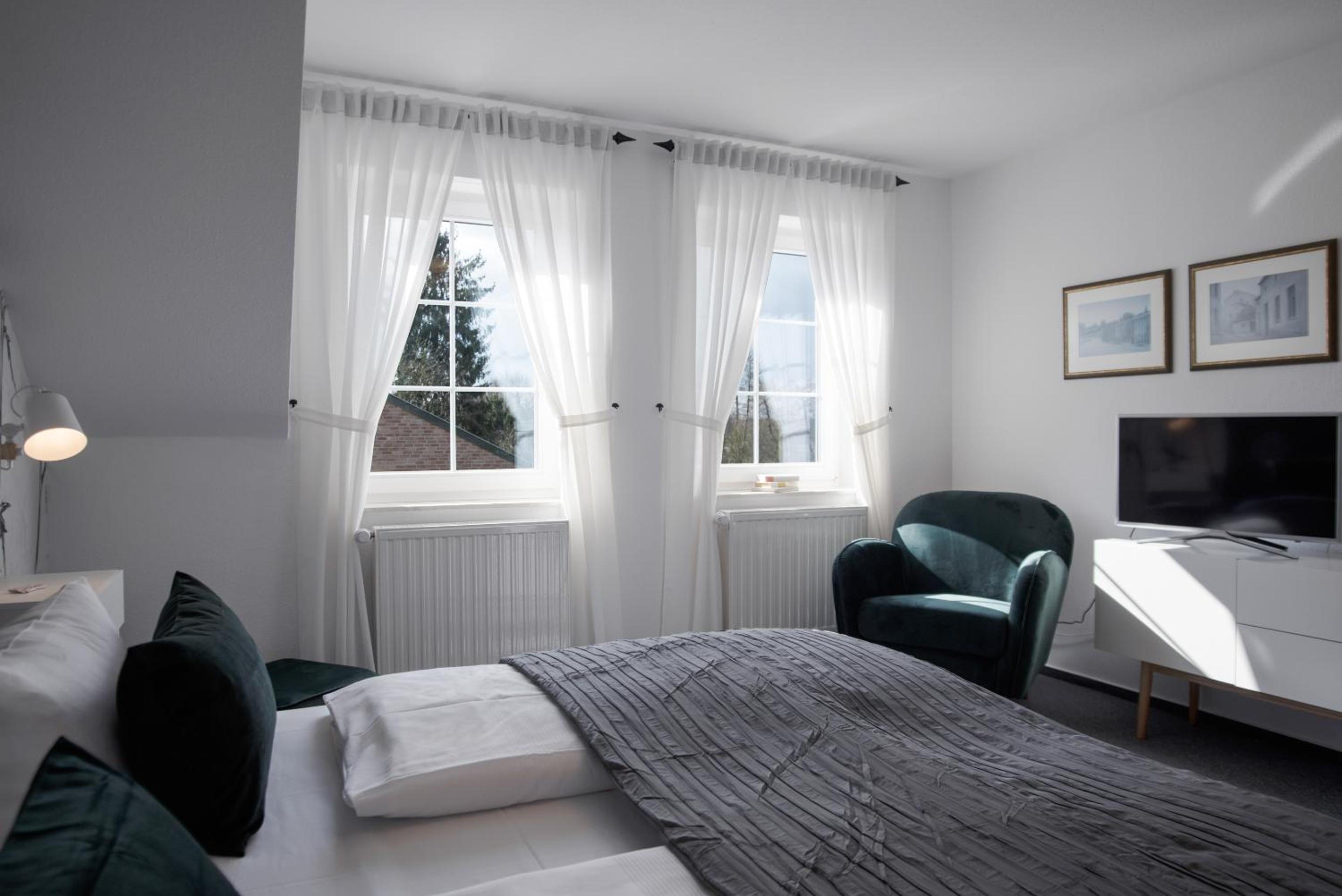 Suite with Balcony photo 3