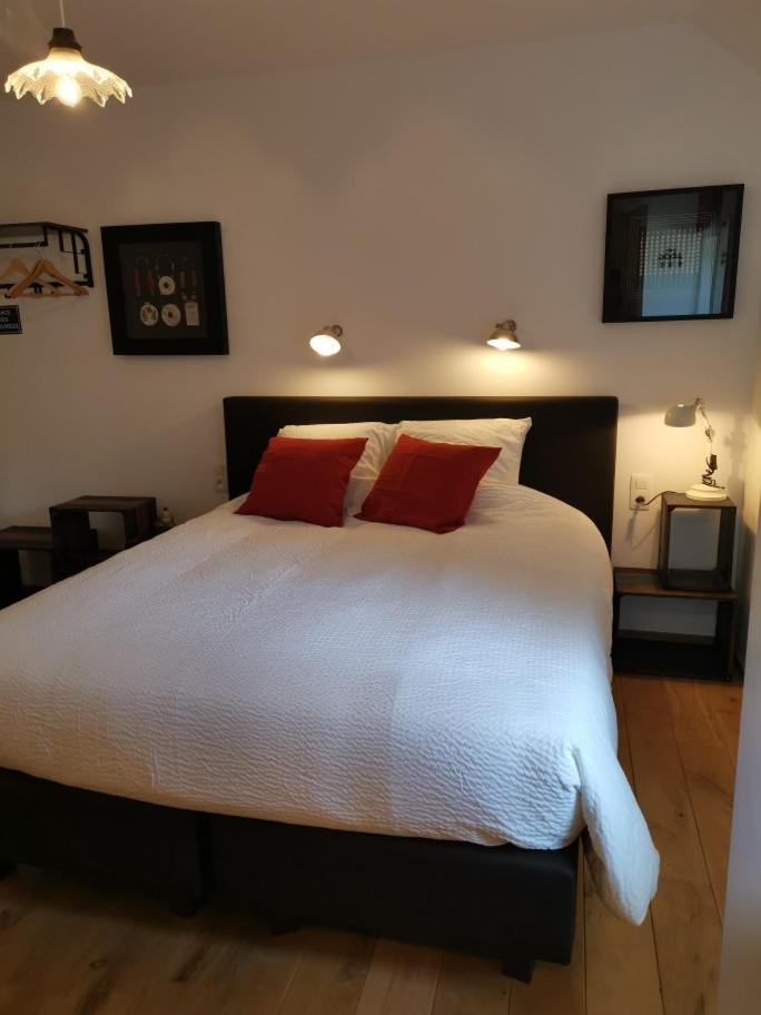 Double Room with Private Bathroom photo 1