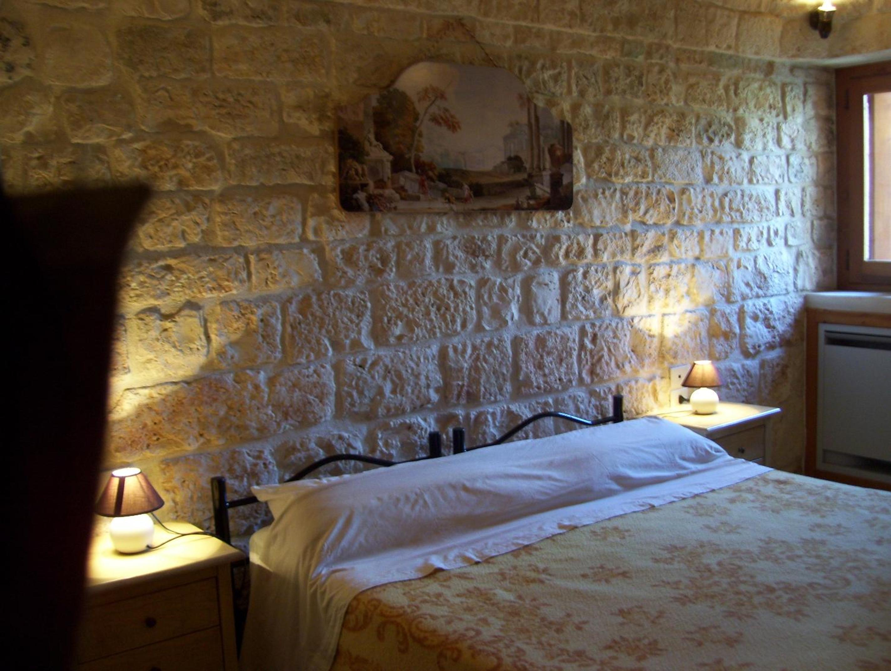 Classic Double Room With Bath
