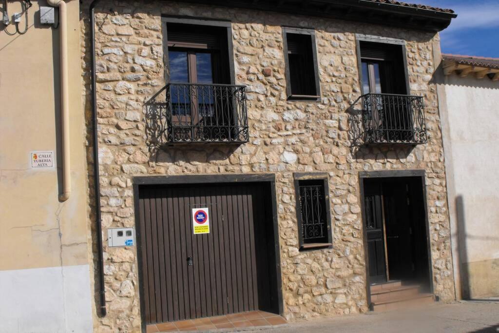 Four-Bedroom House photo 2