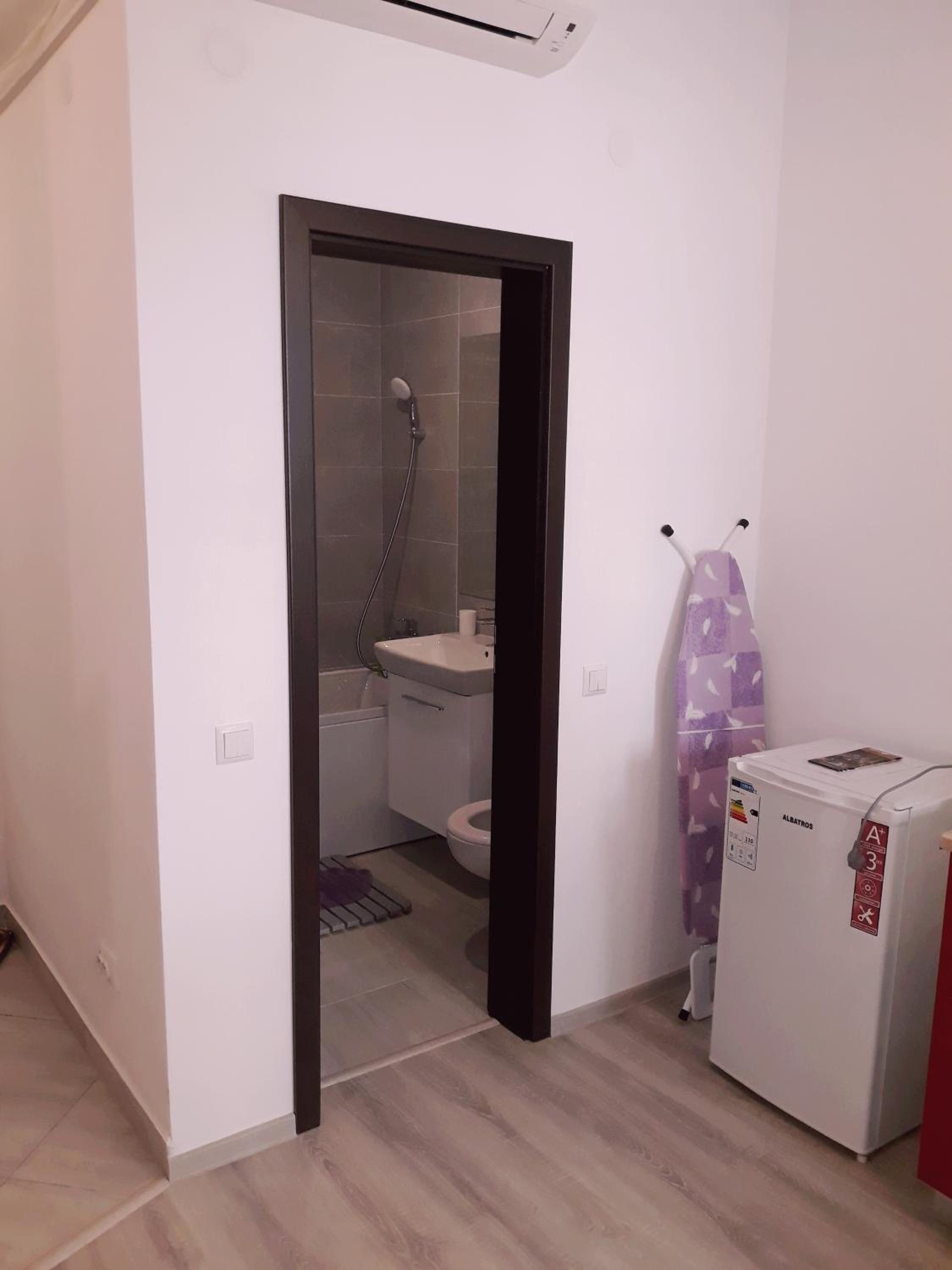 Standard Studio - Photo 10