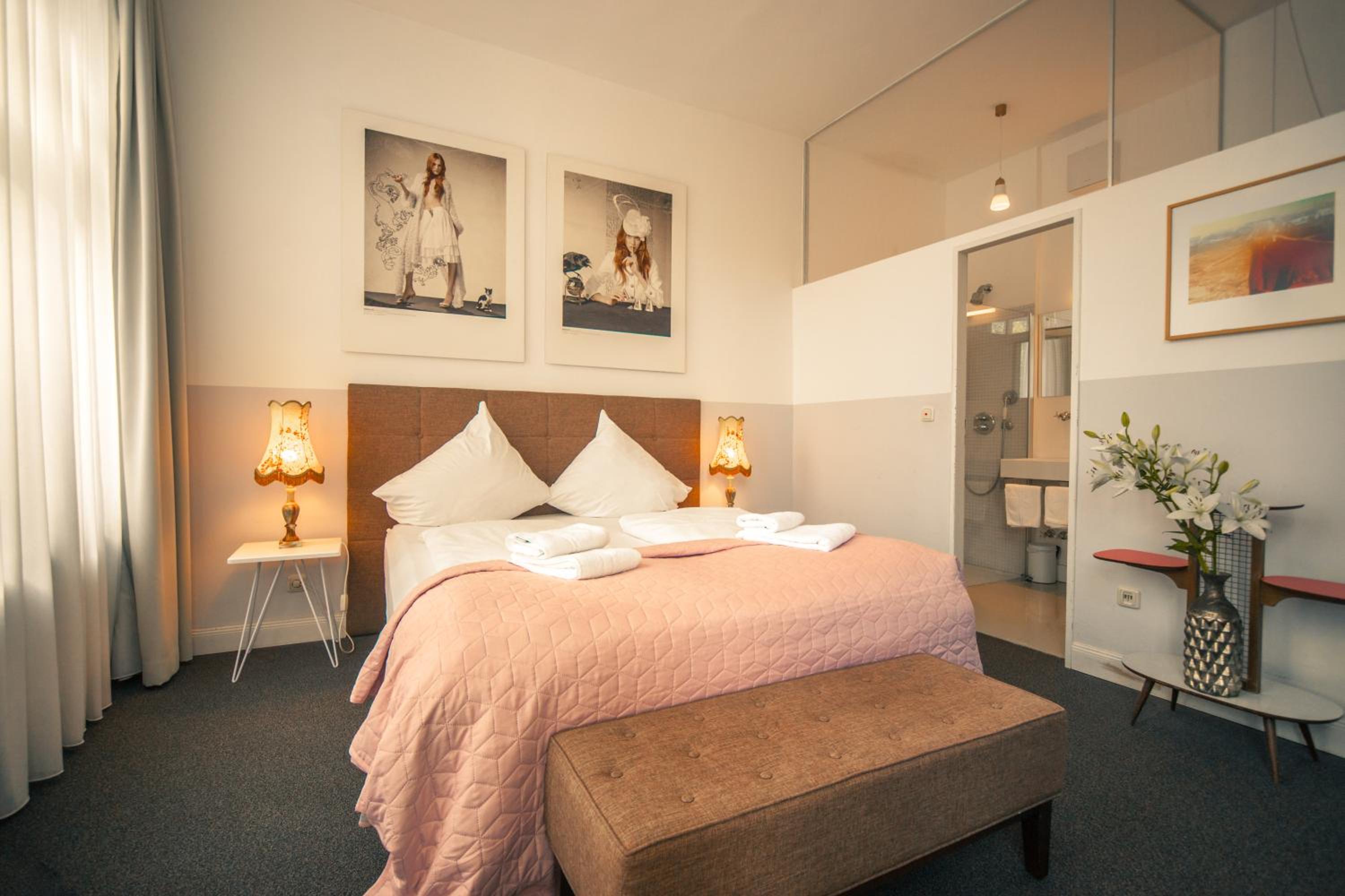 Deluxe Double Room - Photo 4