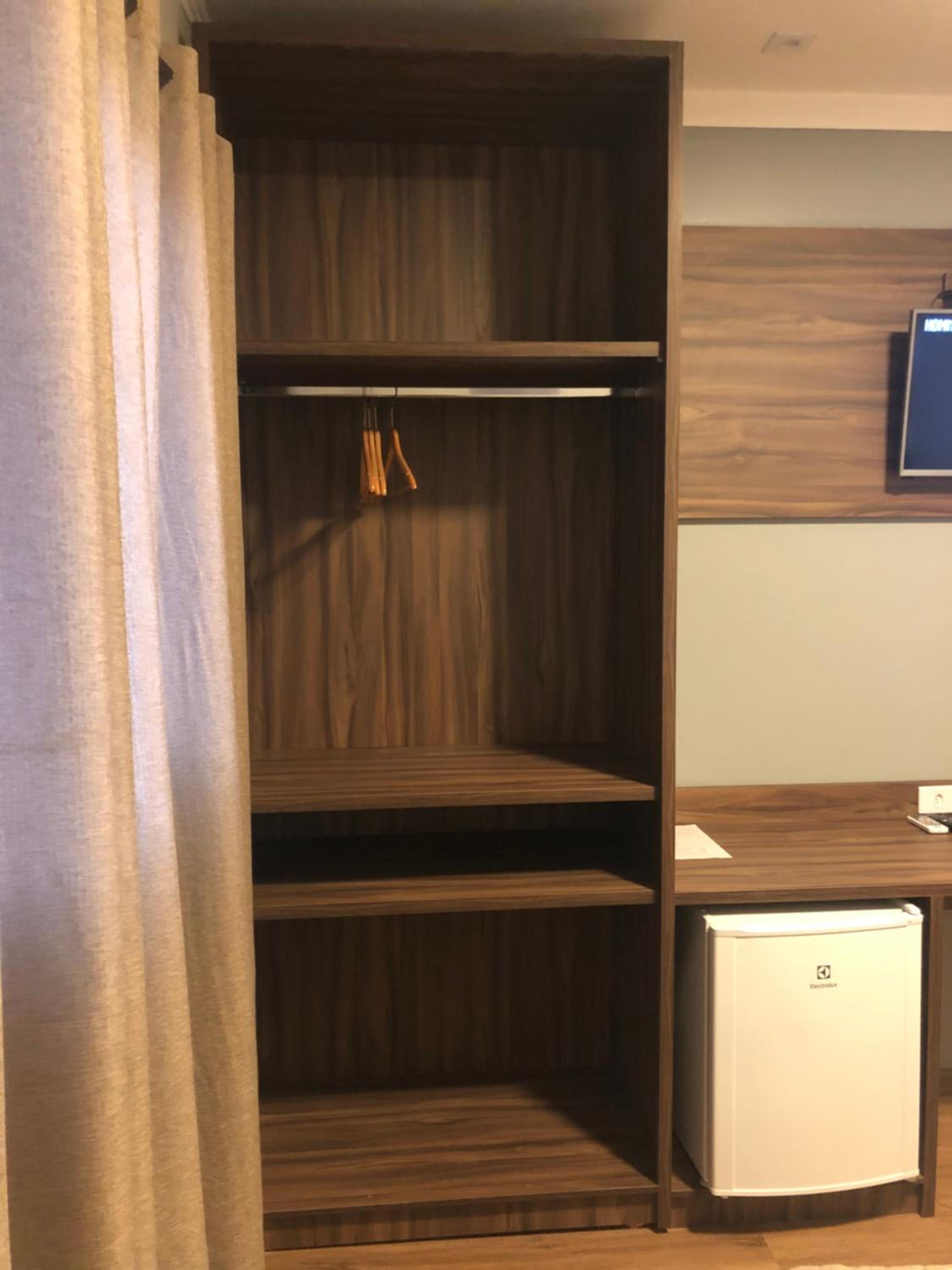 Twin Room - Photo 3