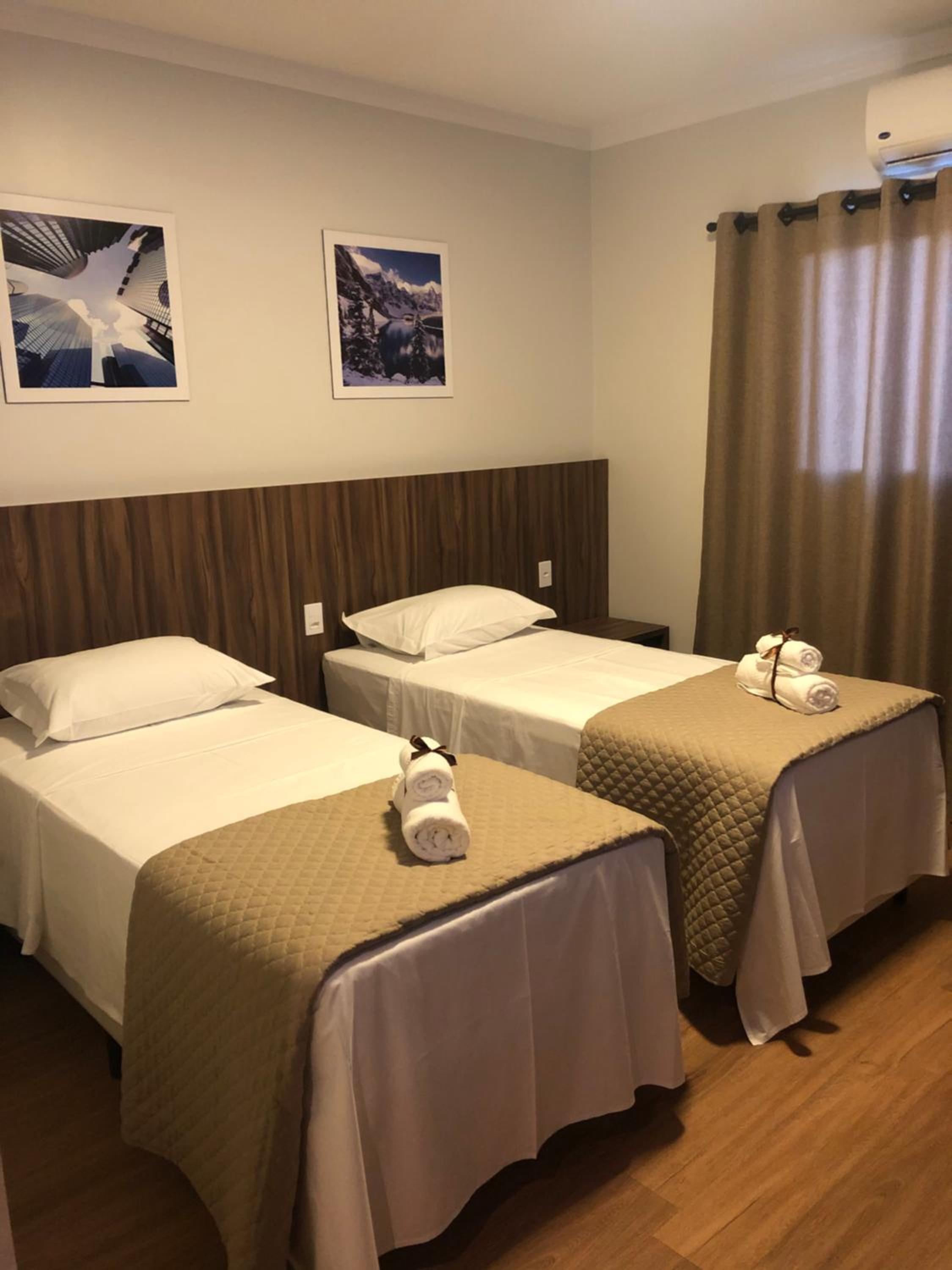 Twin Room - Photo 1