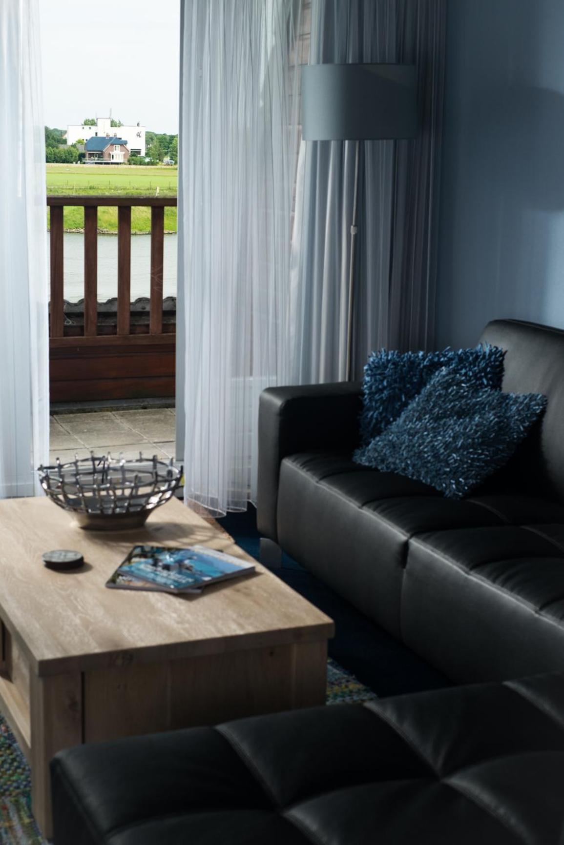 Royal Suite - Photo 3