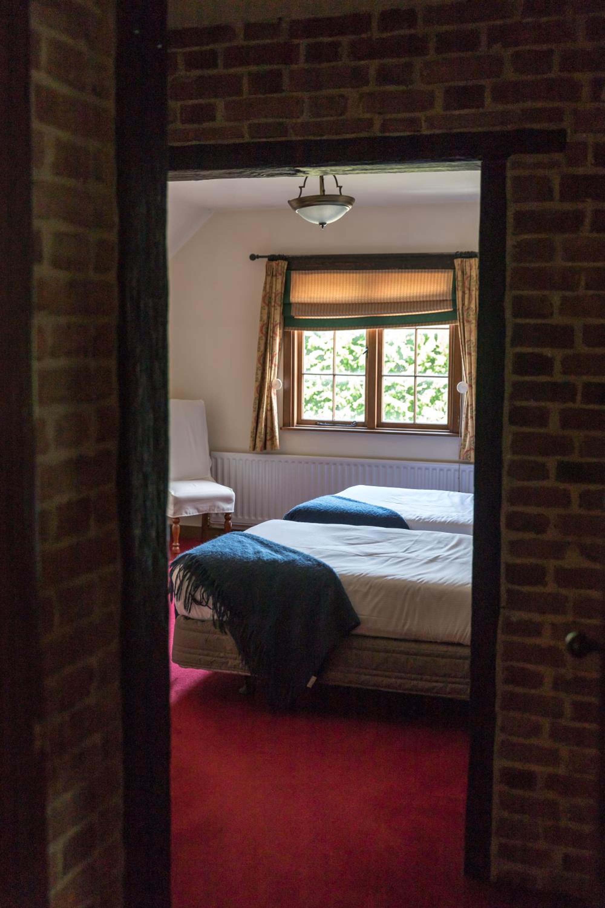Twin Room - Non-Smoking