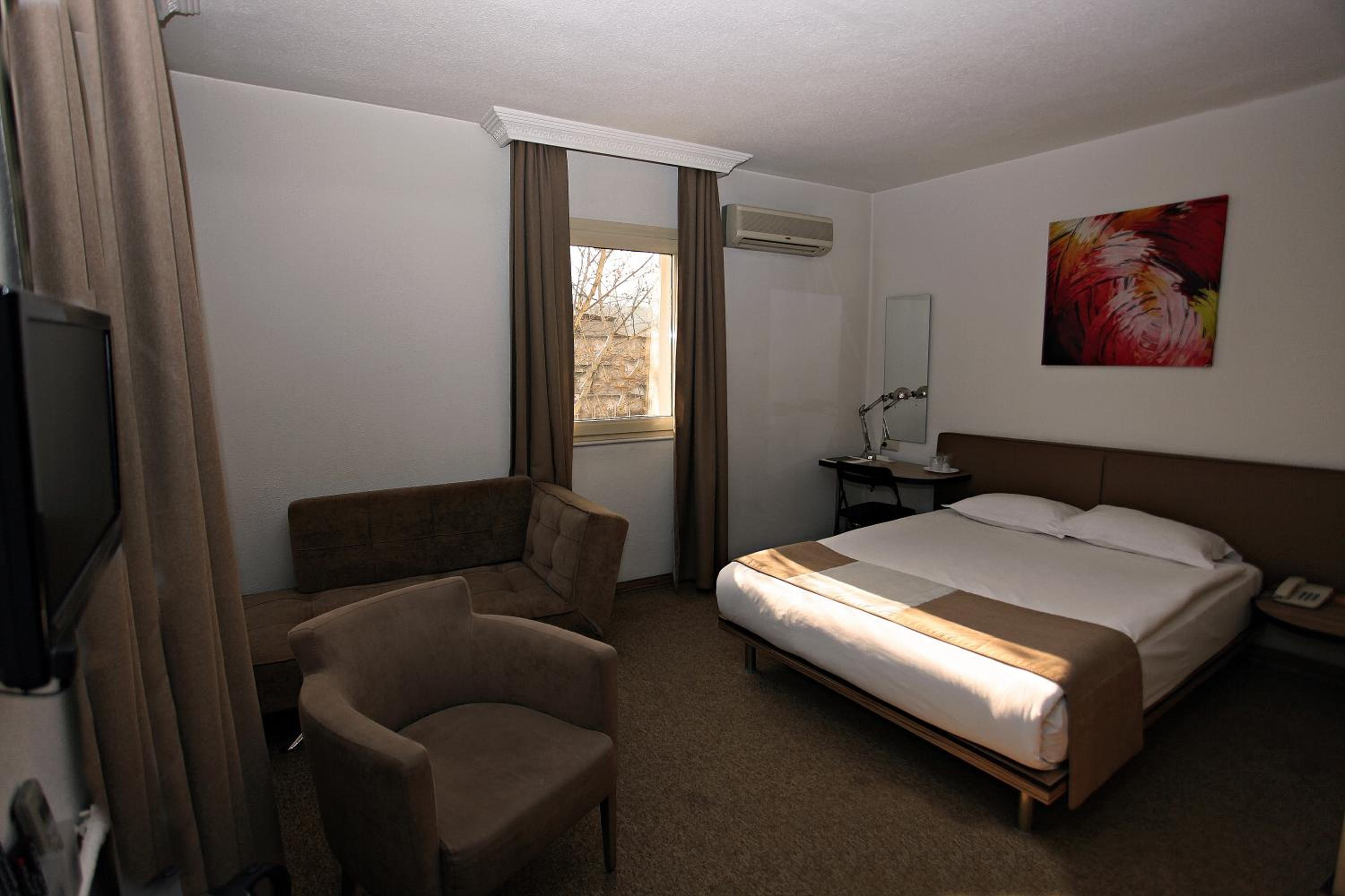Corner Double Room