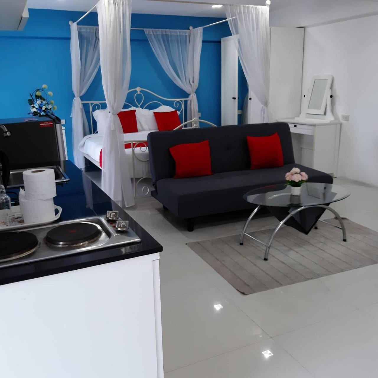 Standard Triple Studio photo 3