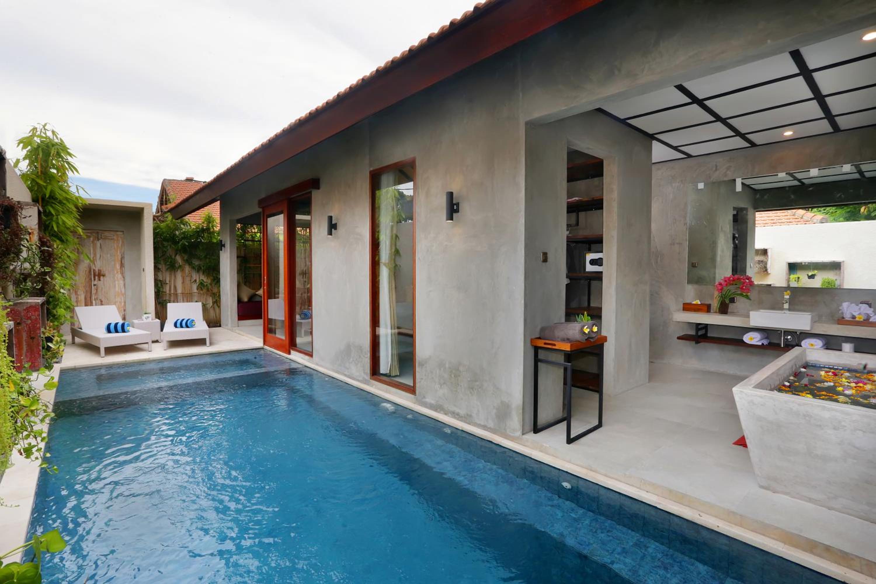 Deluxe Villa - Photo 2
