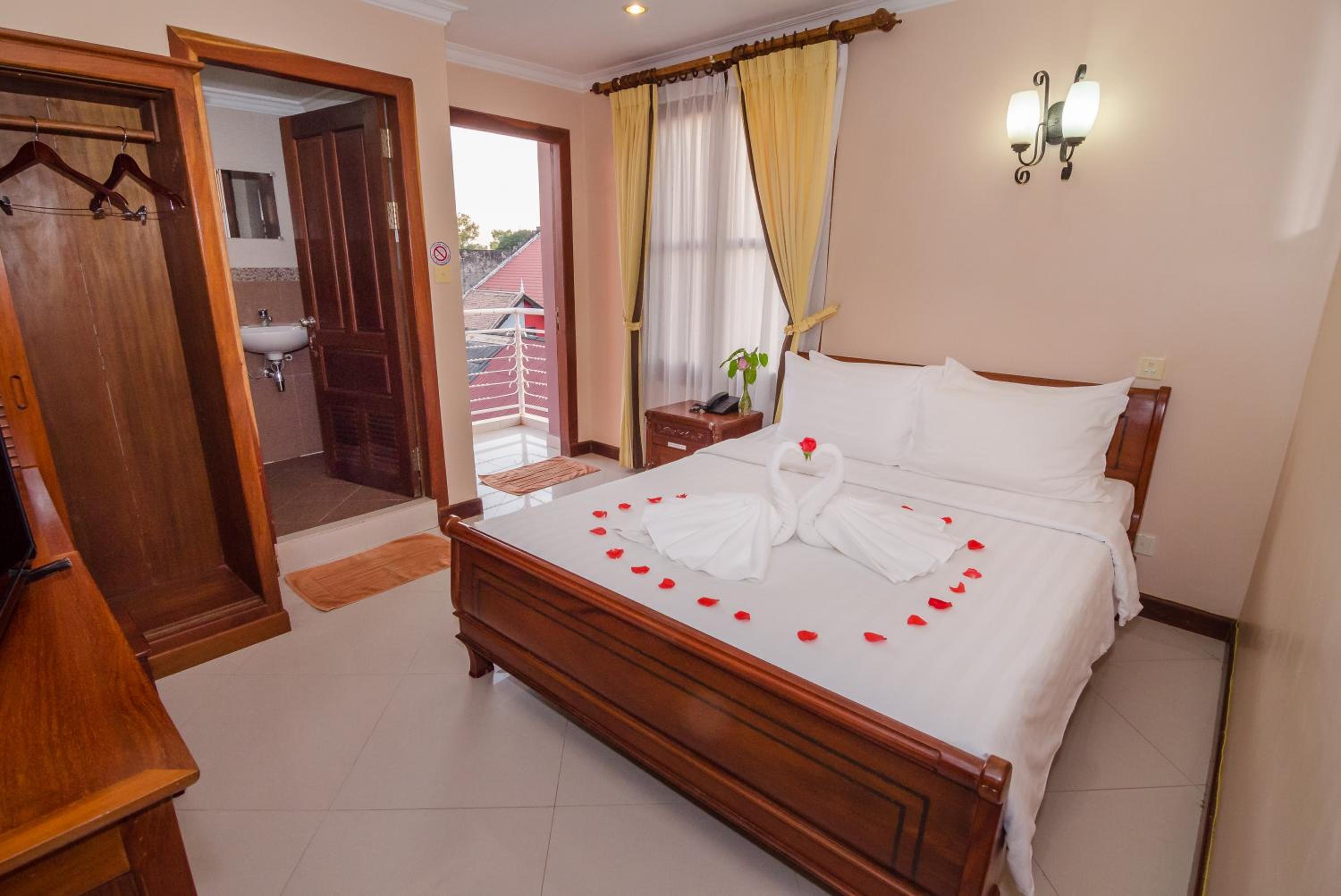 Deluxe Double Room - Photo 3
