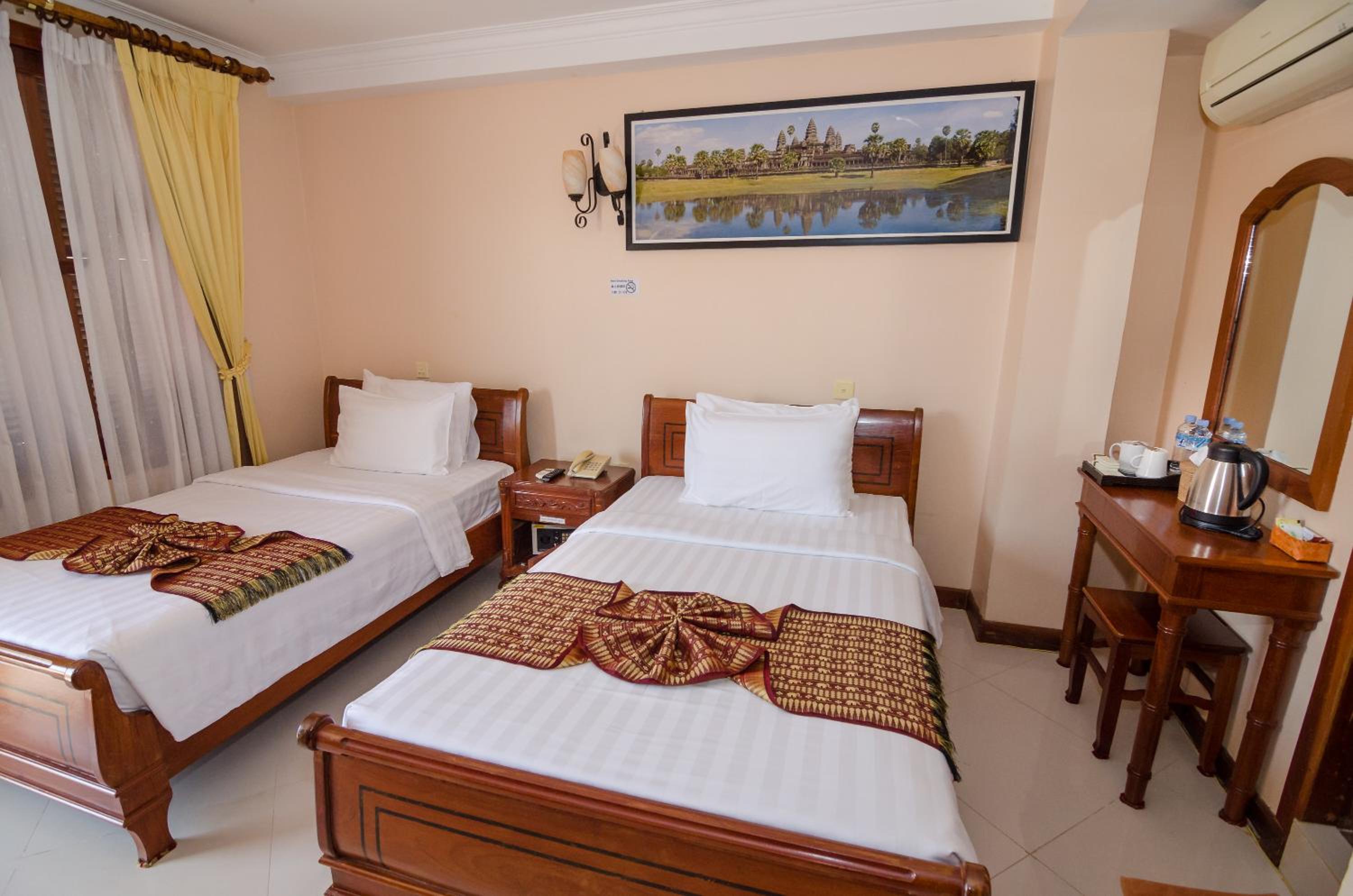Deluxe Twin Room - Photo 6