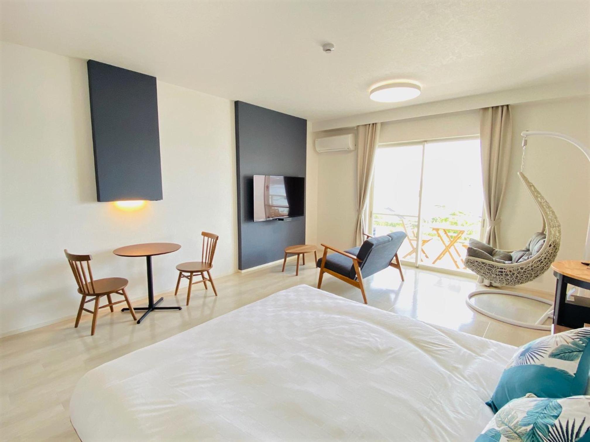 Deluxe Double Room with Sea View - Photo 7