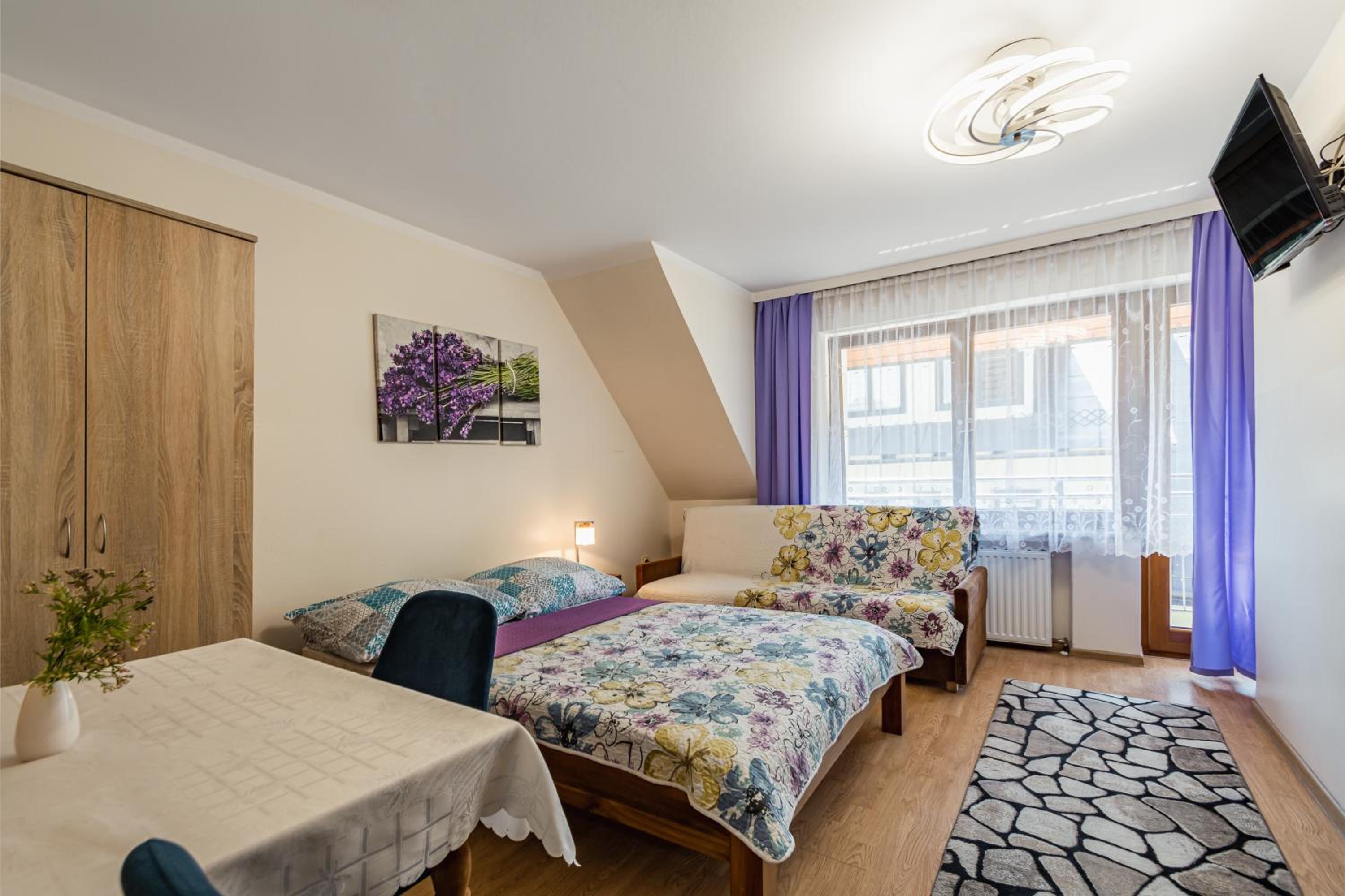 Triple Room With Private Bathroom photo 1