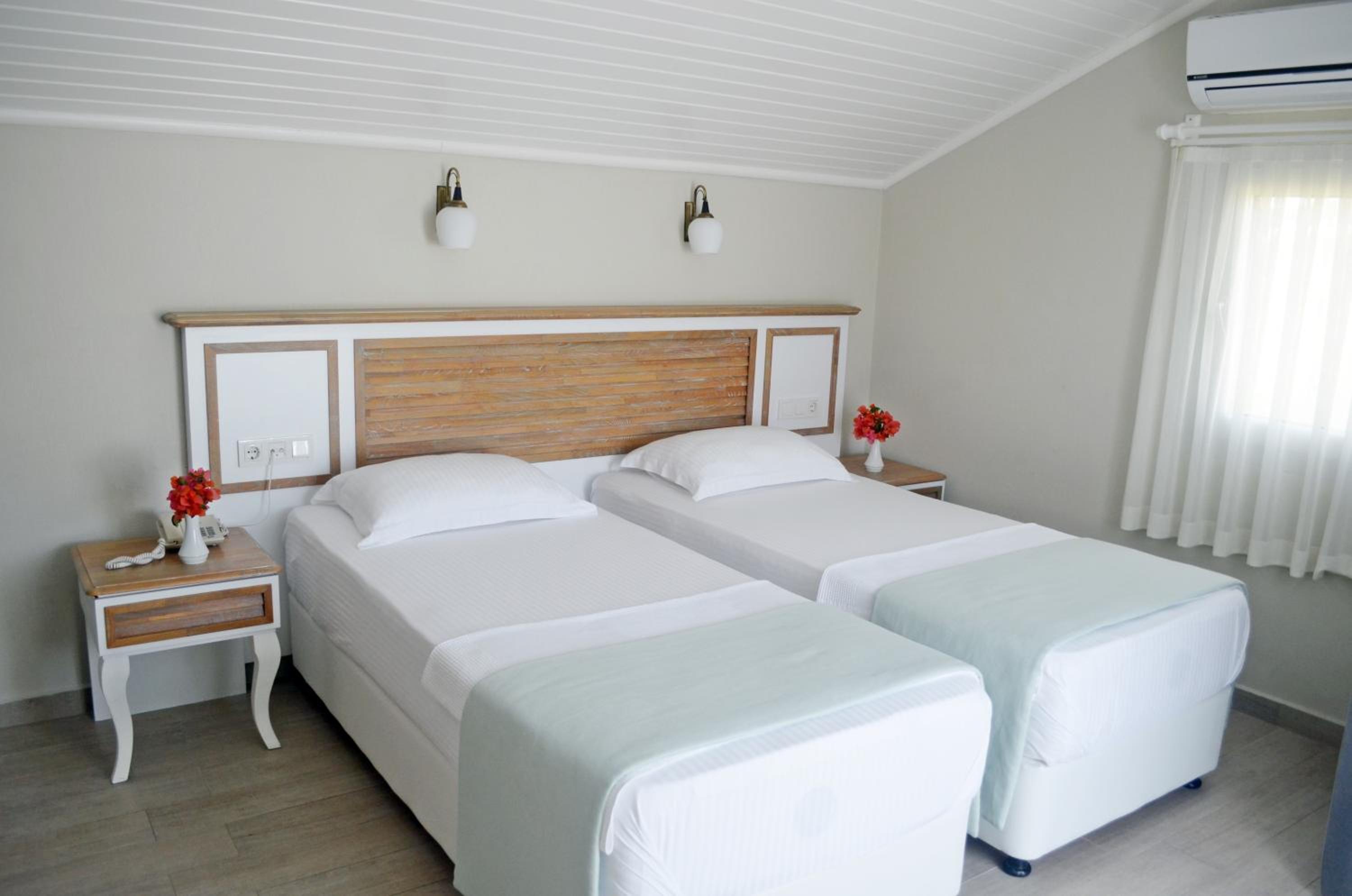 Double Room with Terrace - Penthouse photo 2