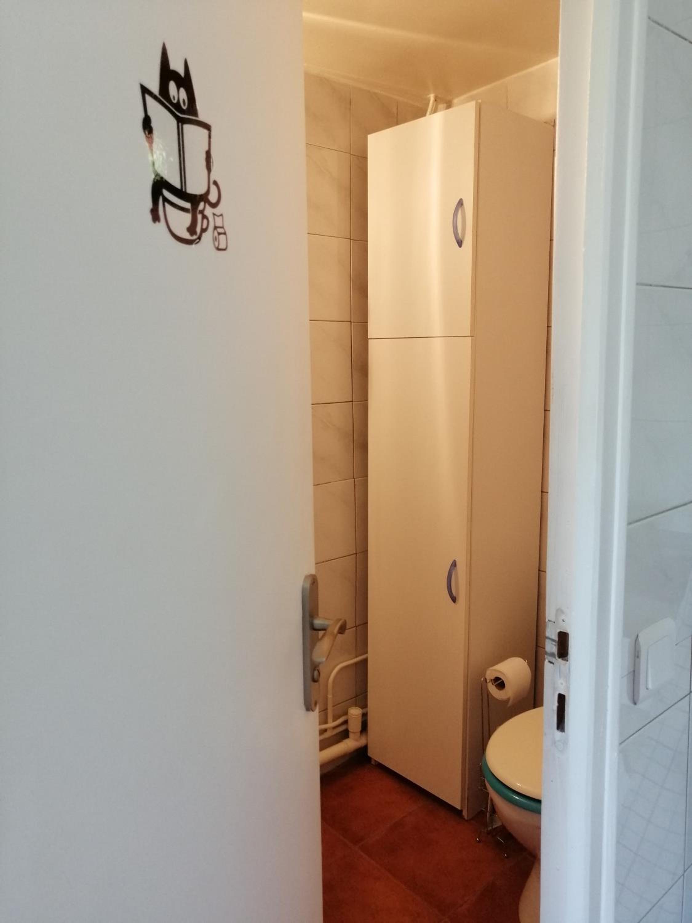 One-Bedroom House - Photo 10