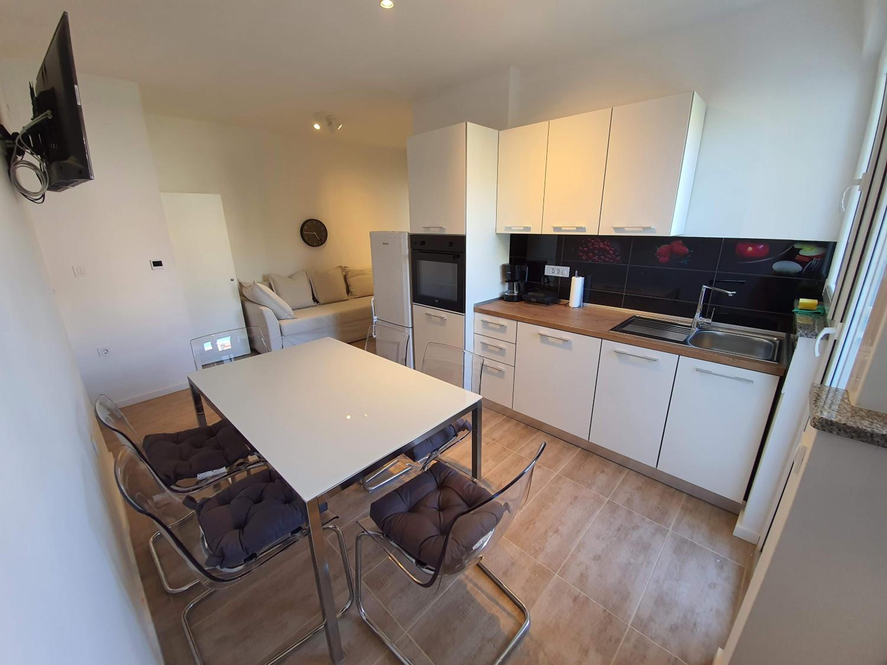 Two-Bedroom Apartment - Photo 22