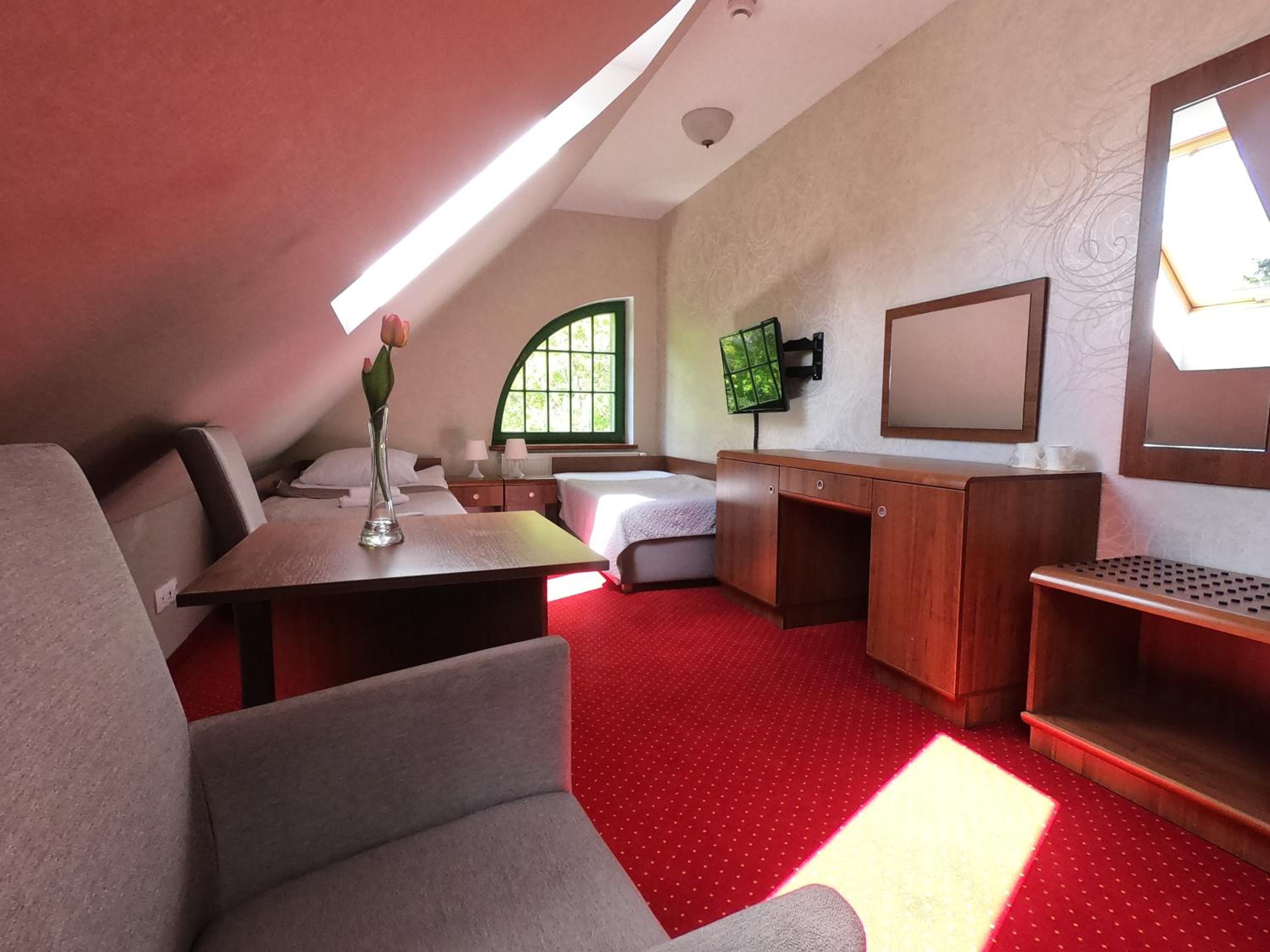 Twin Room - Photo 1