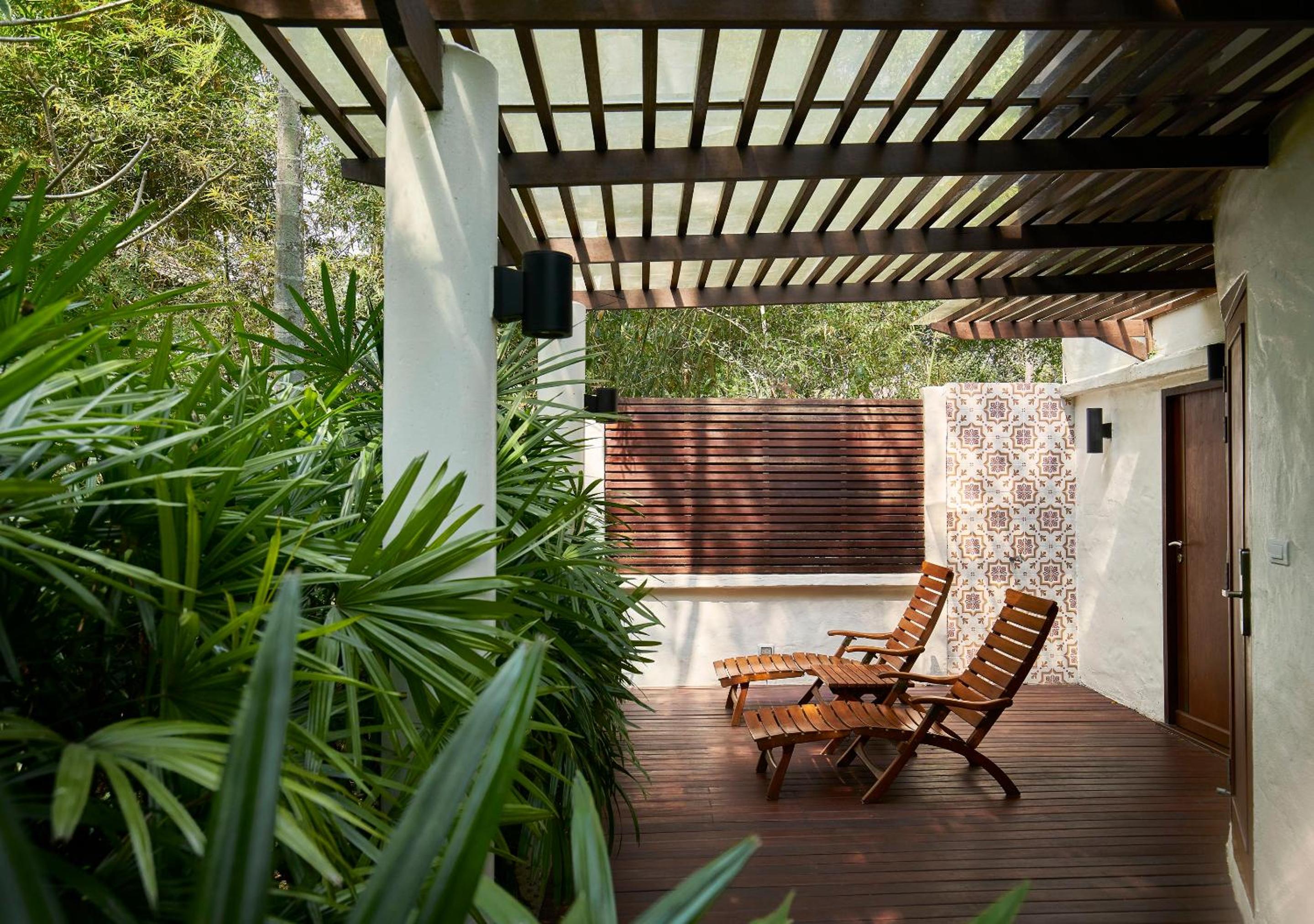 Villa with Garden View - Photo 5