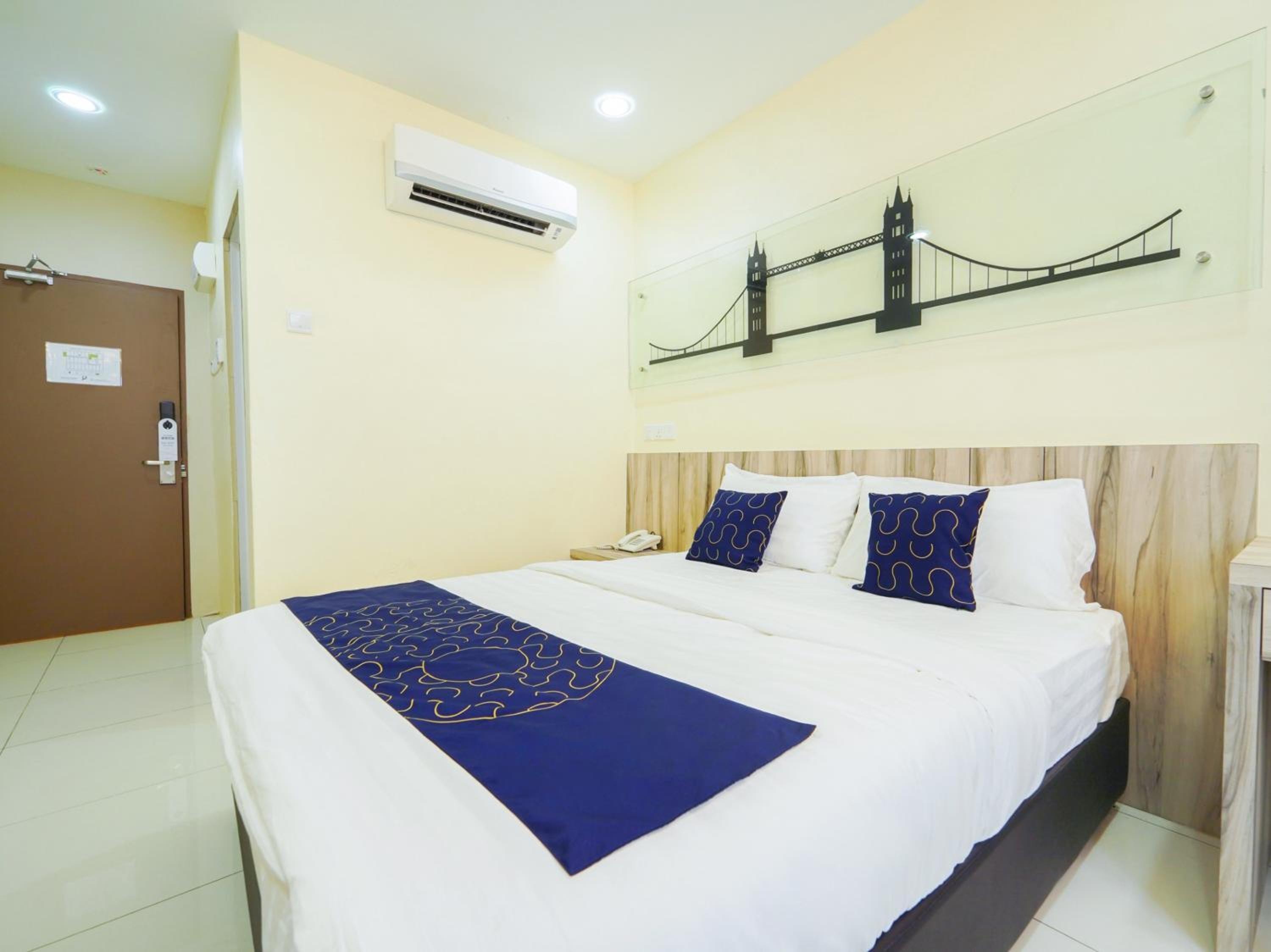Deluxe Double Room - Photo 4