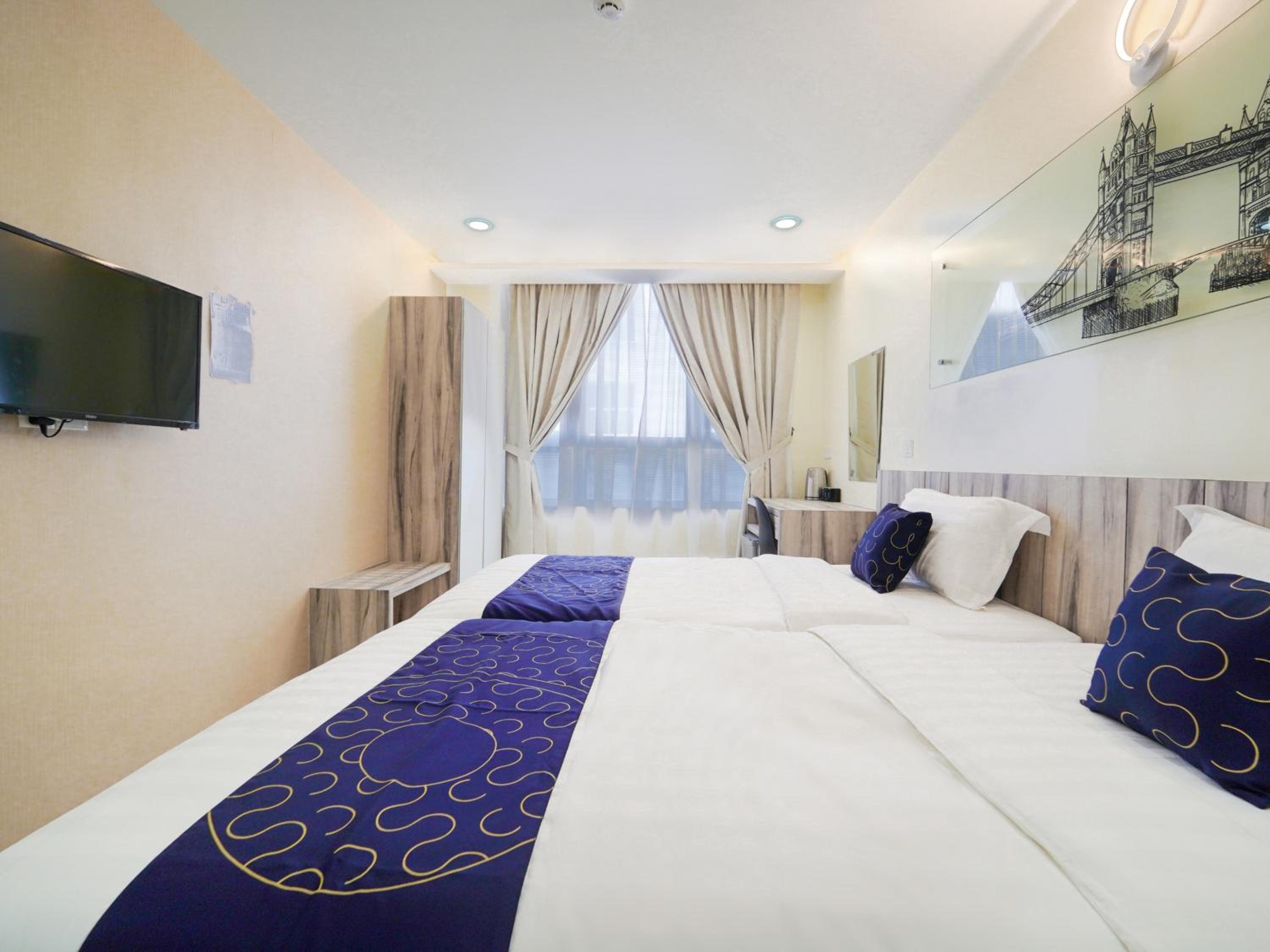 Deluxe Twin Room - Photo 4