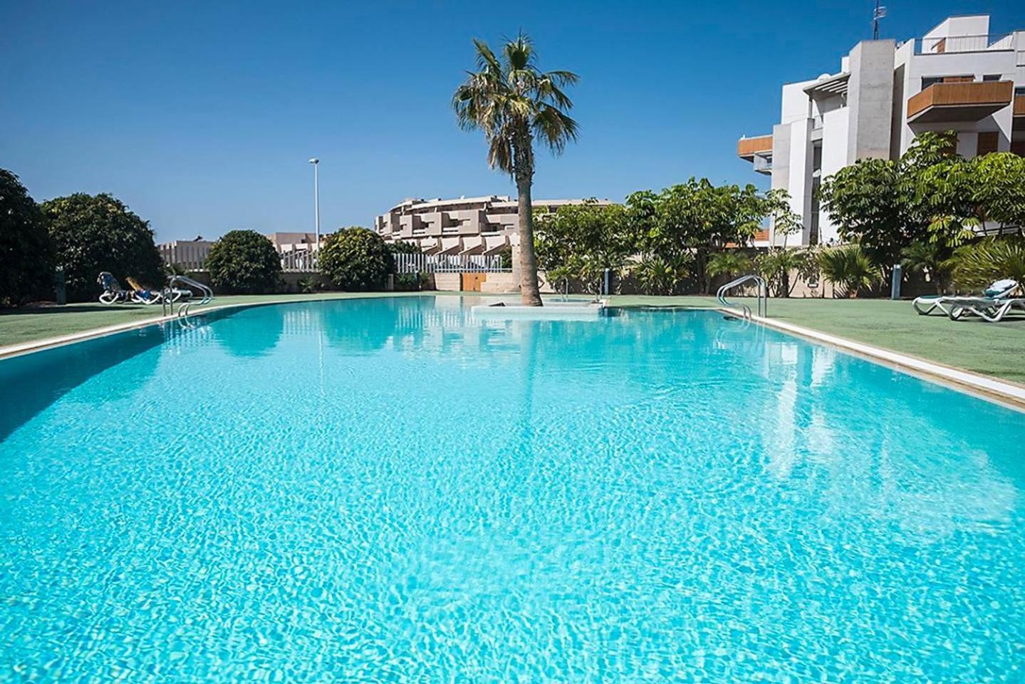Apartment with Sea View - Photo 41