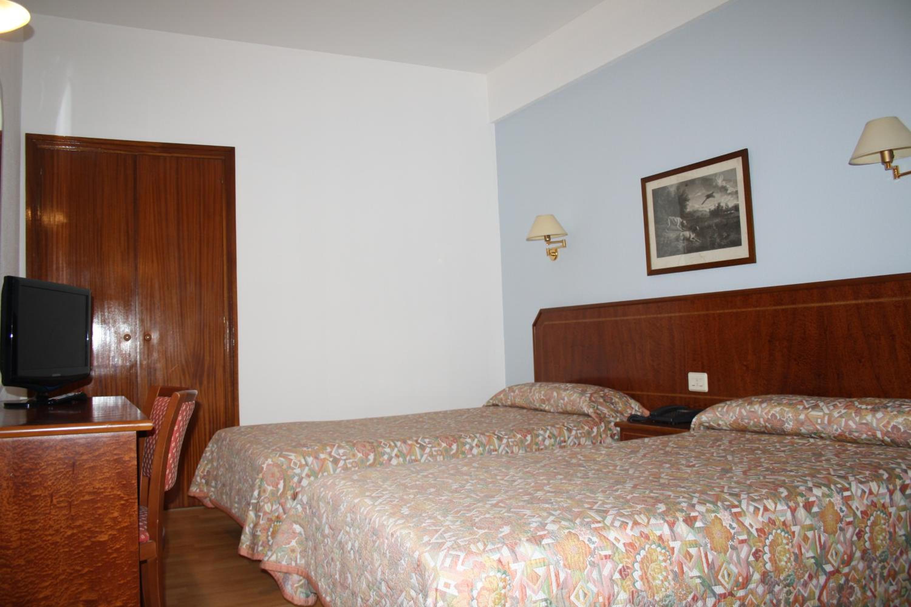 Double Or Twin Room photo 2