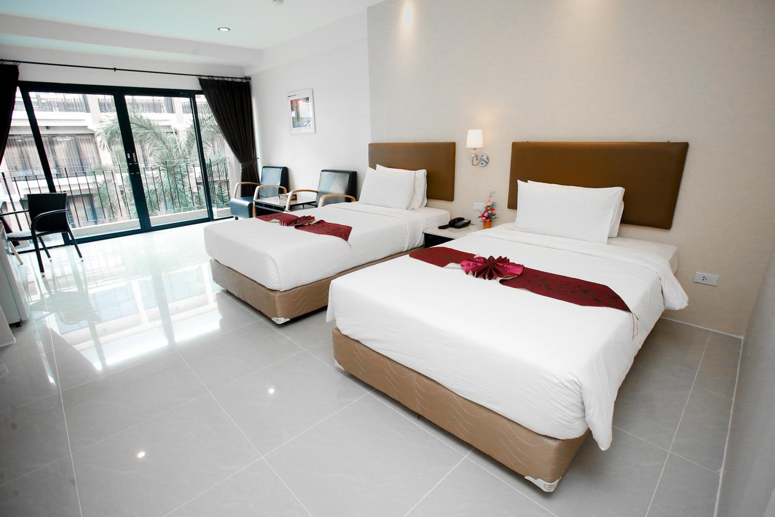 Deluxe Twin Room