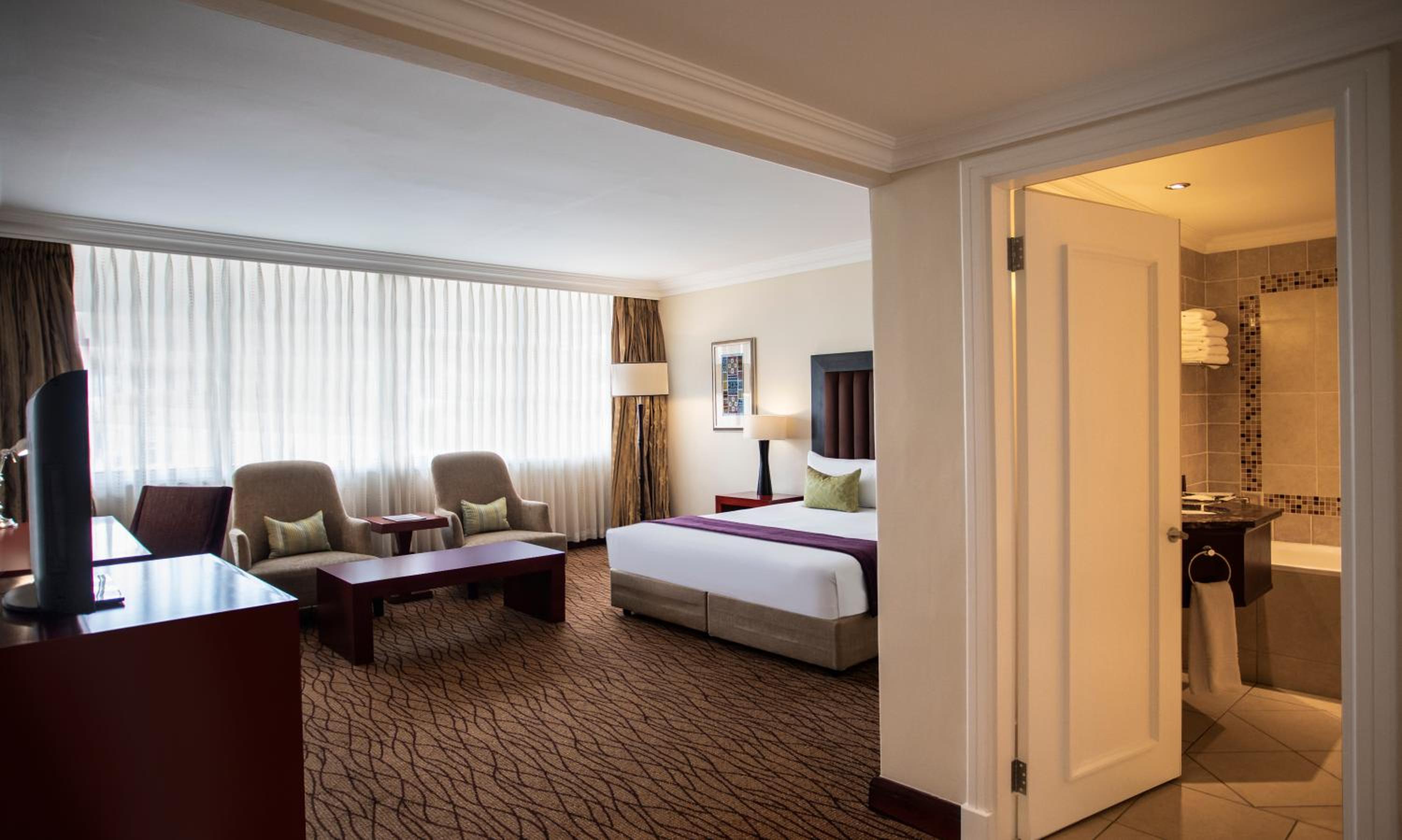 AVANI Superior Room - Photo 1