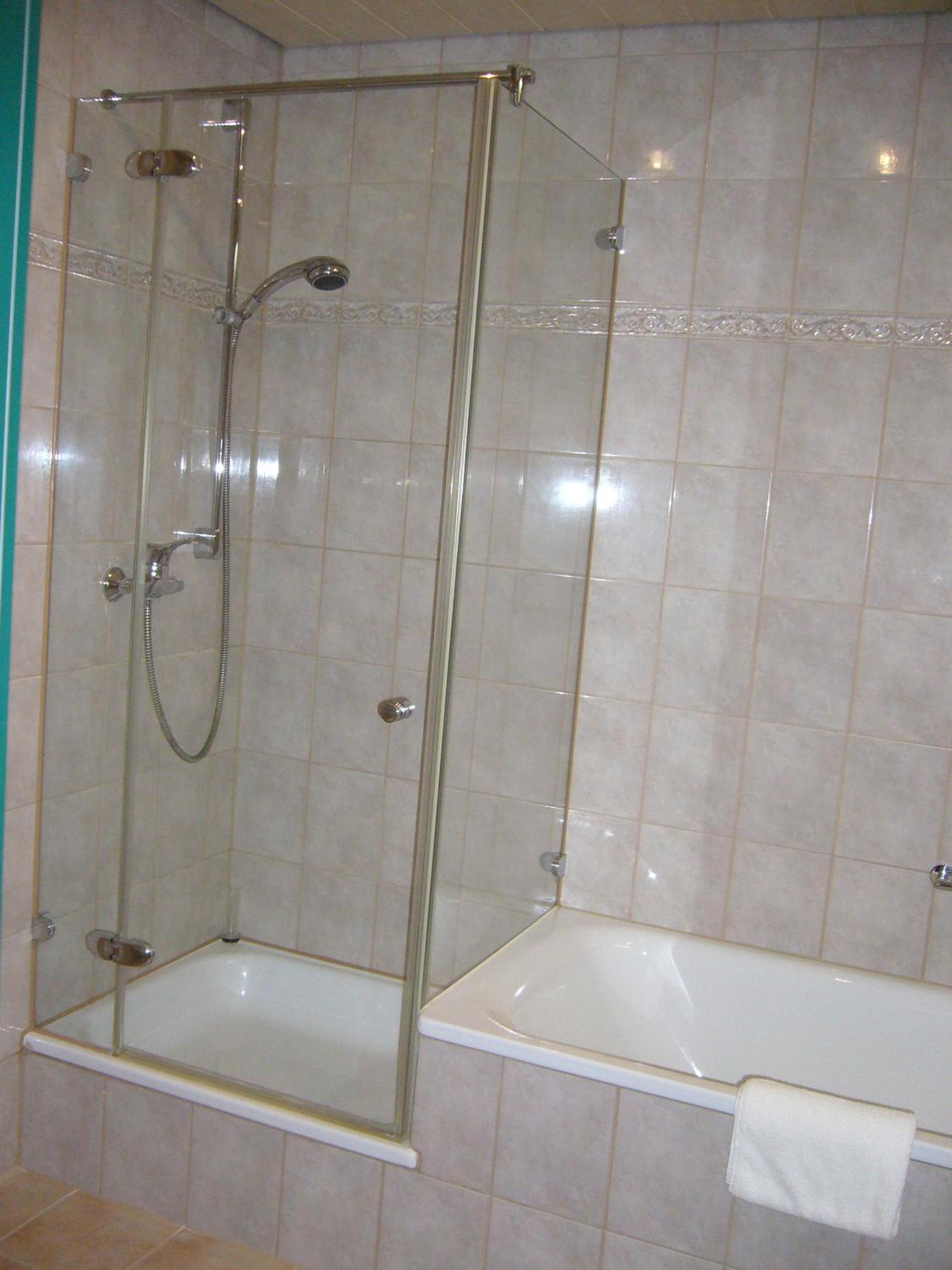 Suite with Balcony - Photo 5