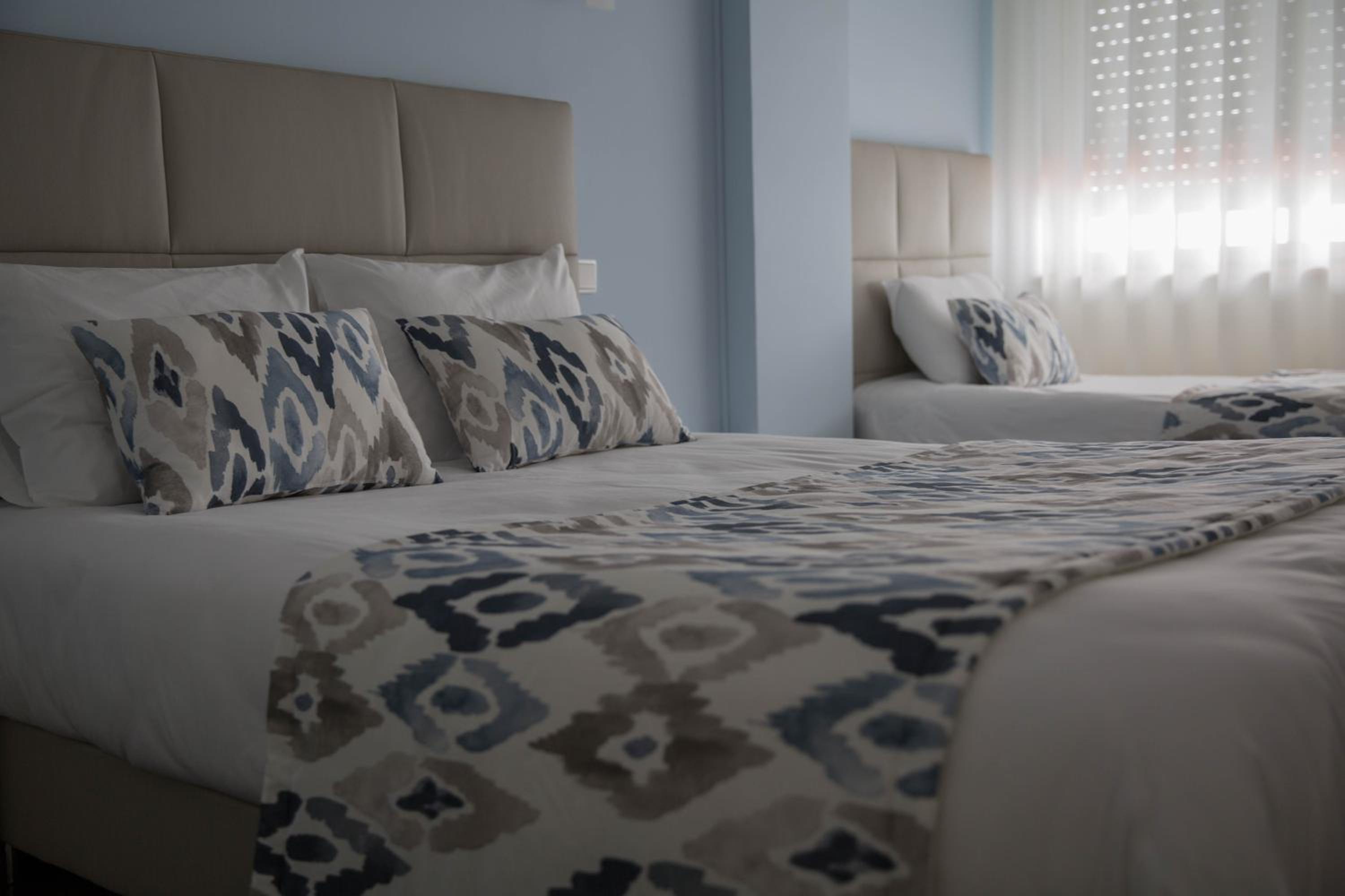 Triple Room - Photo 9
