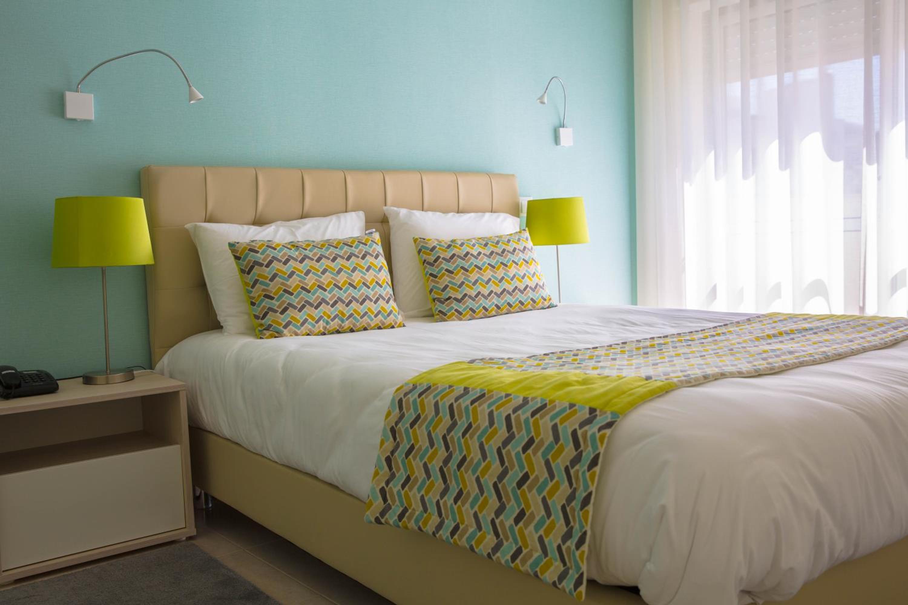 Double or Twin Room - Photo 8
